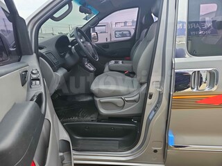 2015 Hyundai Grand Starex ANDROID / ENGINE NUM / 12SEAT