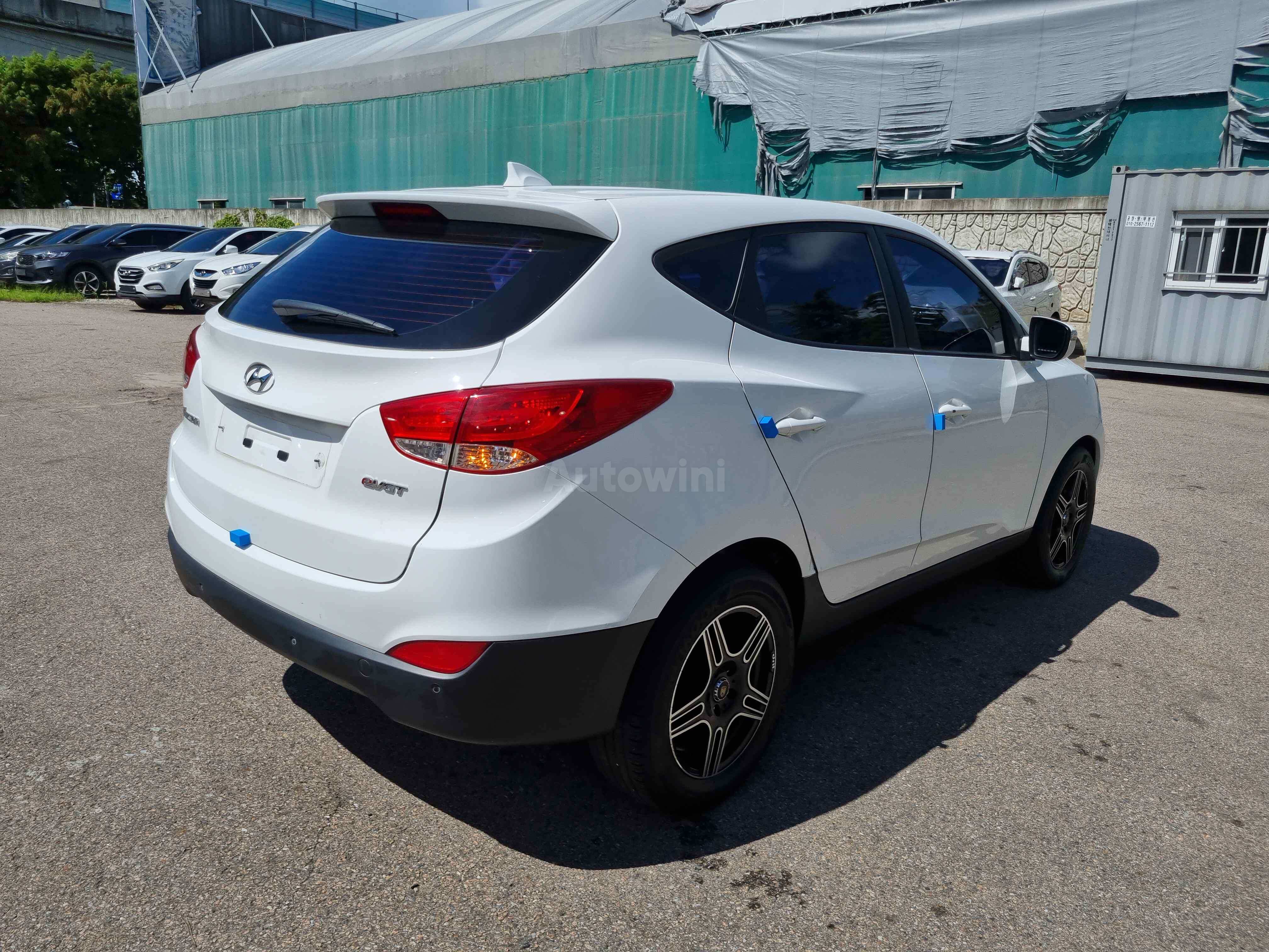 2014 HYUNDAI TUCSON VIN: KMHJT81VBEU798848