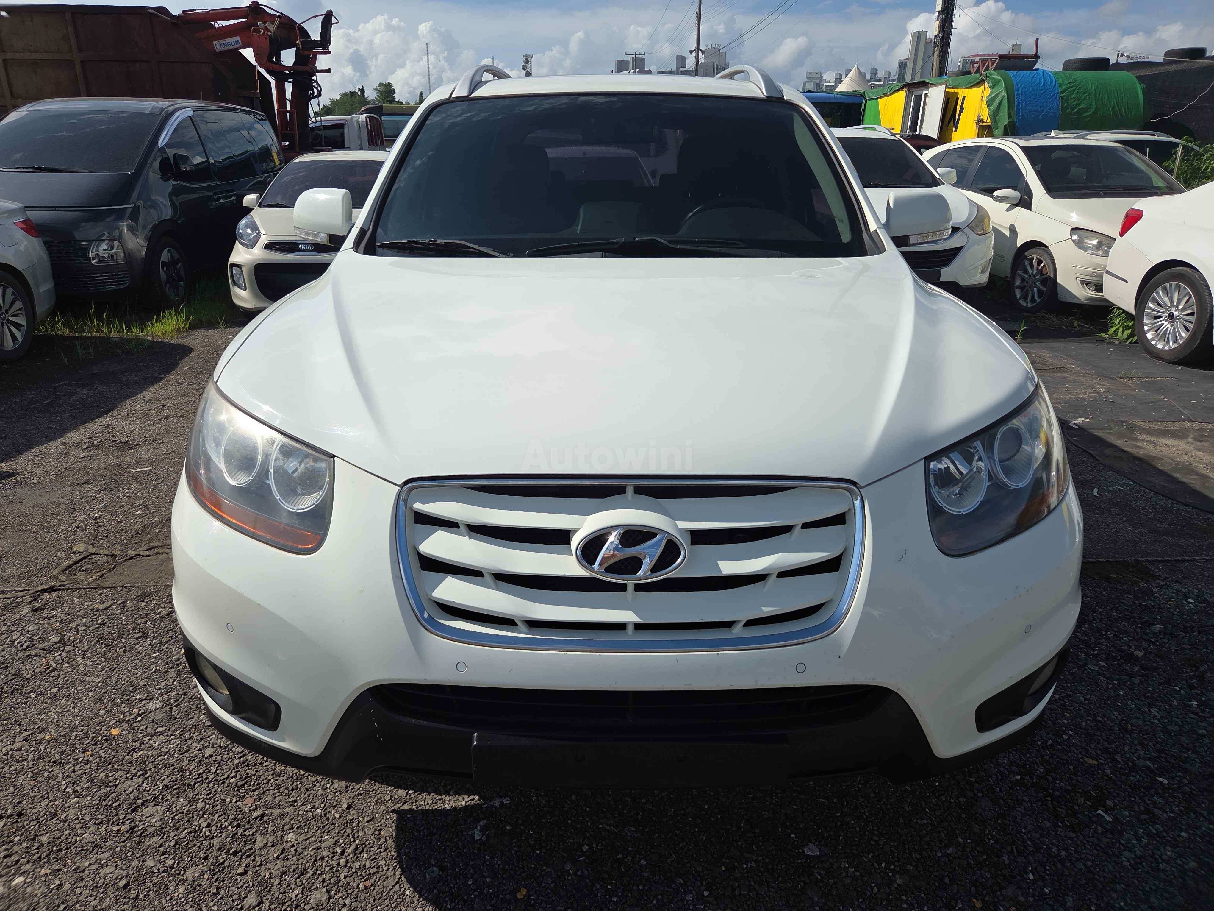 2011 HYUNDAI SANTAFE VIN: KMHSJ81XDBU647493