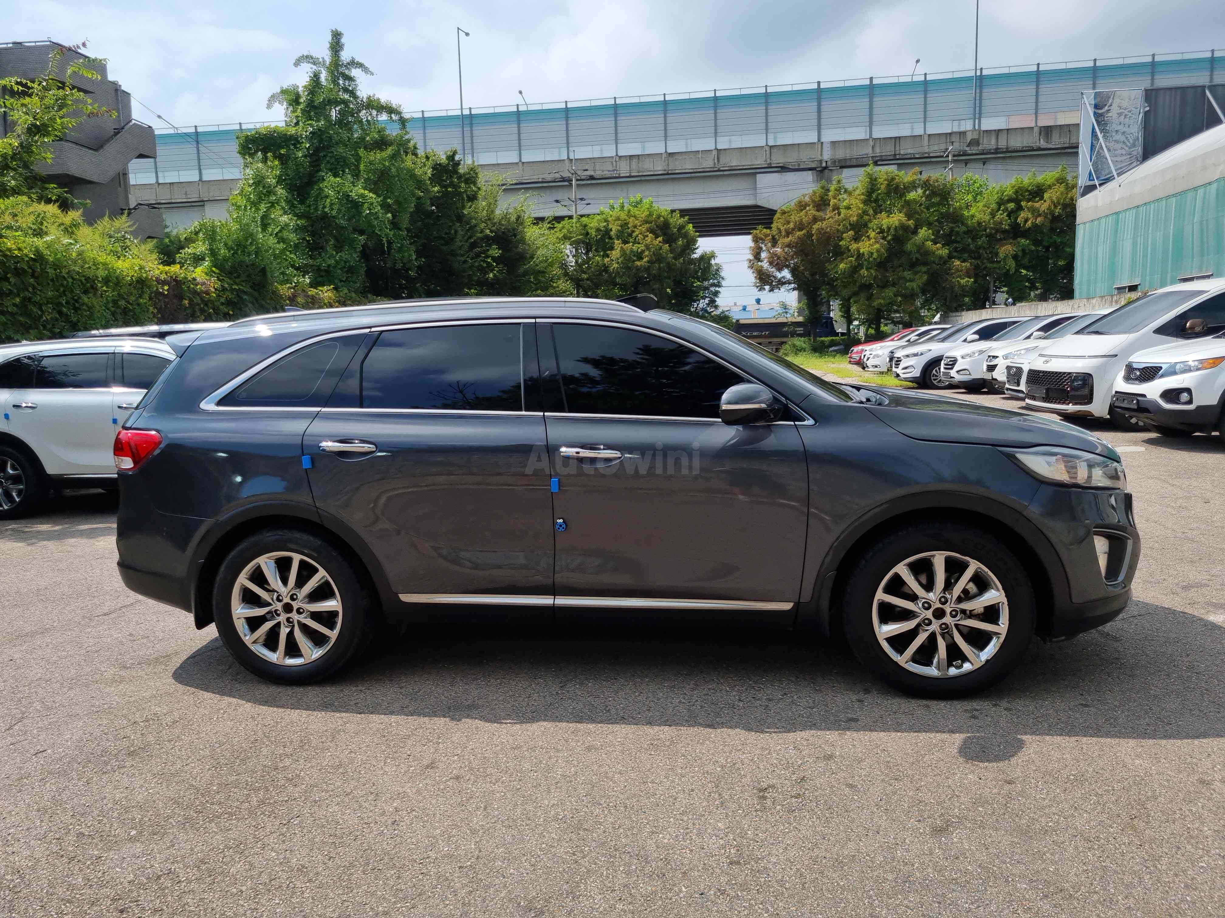 2015 KIA SORENTO VIN: KNAPK81ADFA063465