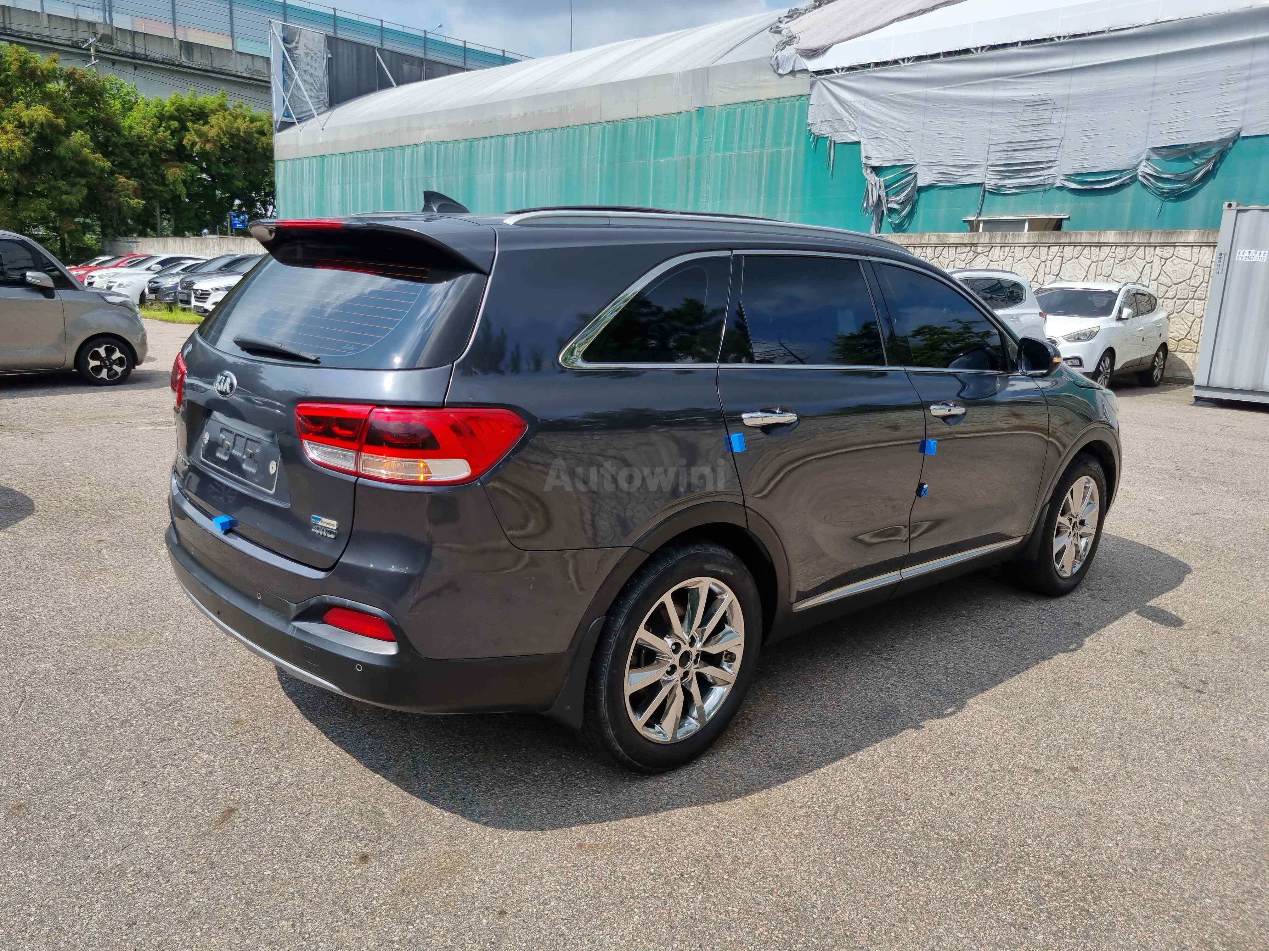 2015 KIA SORENTO VIN: KNAPK81ADFA063465