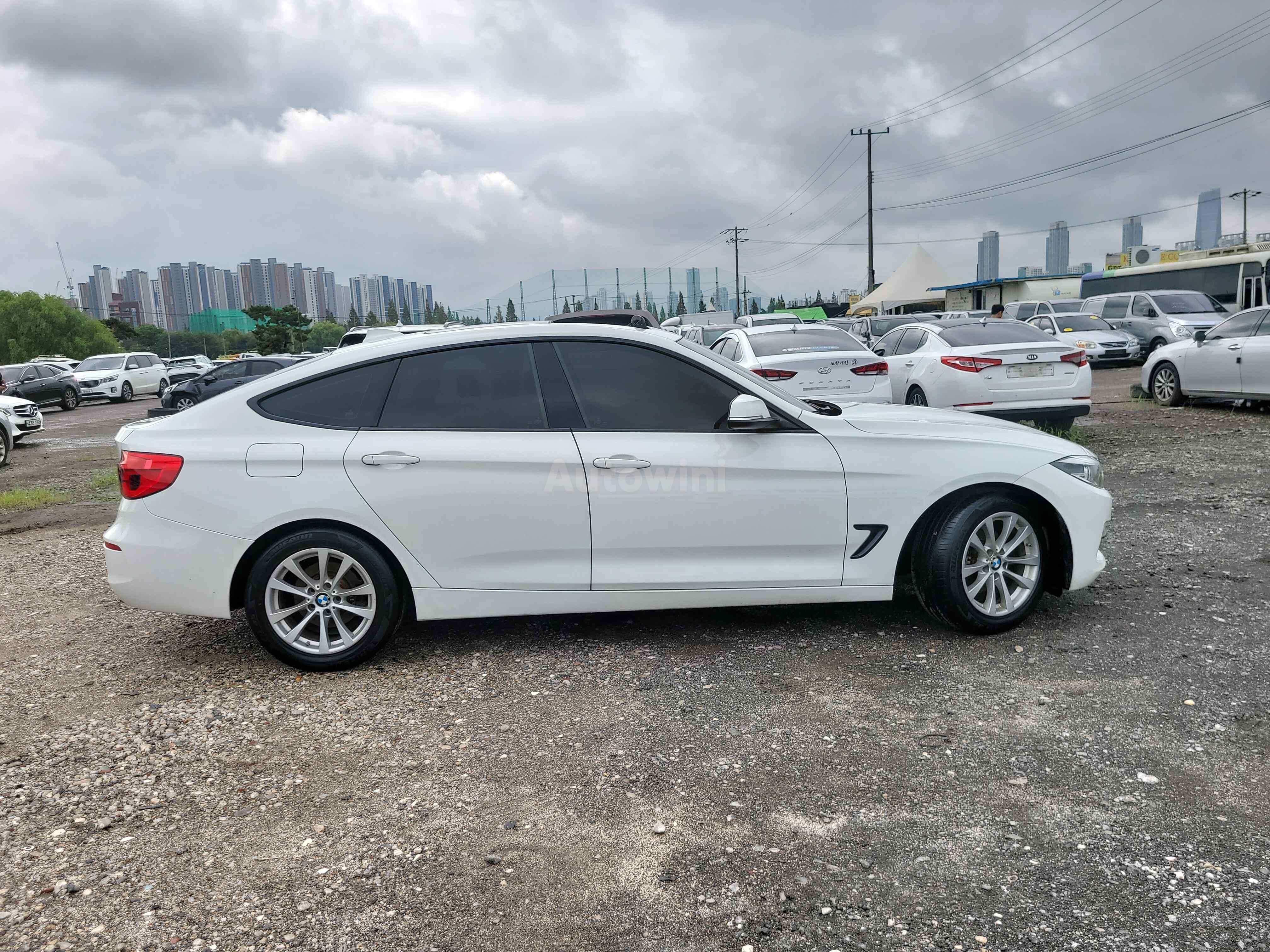 2018 BMW GRAN TURISMO VIN: WBA8T3104JG803247