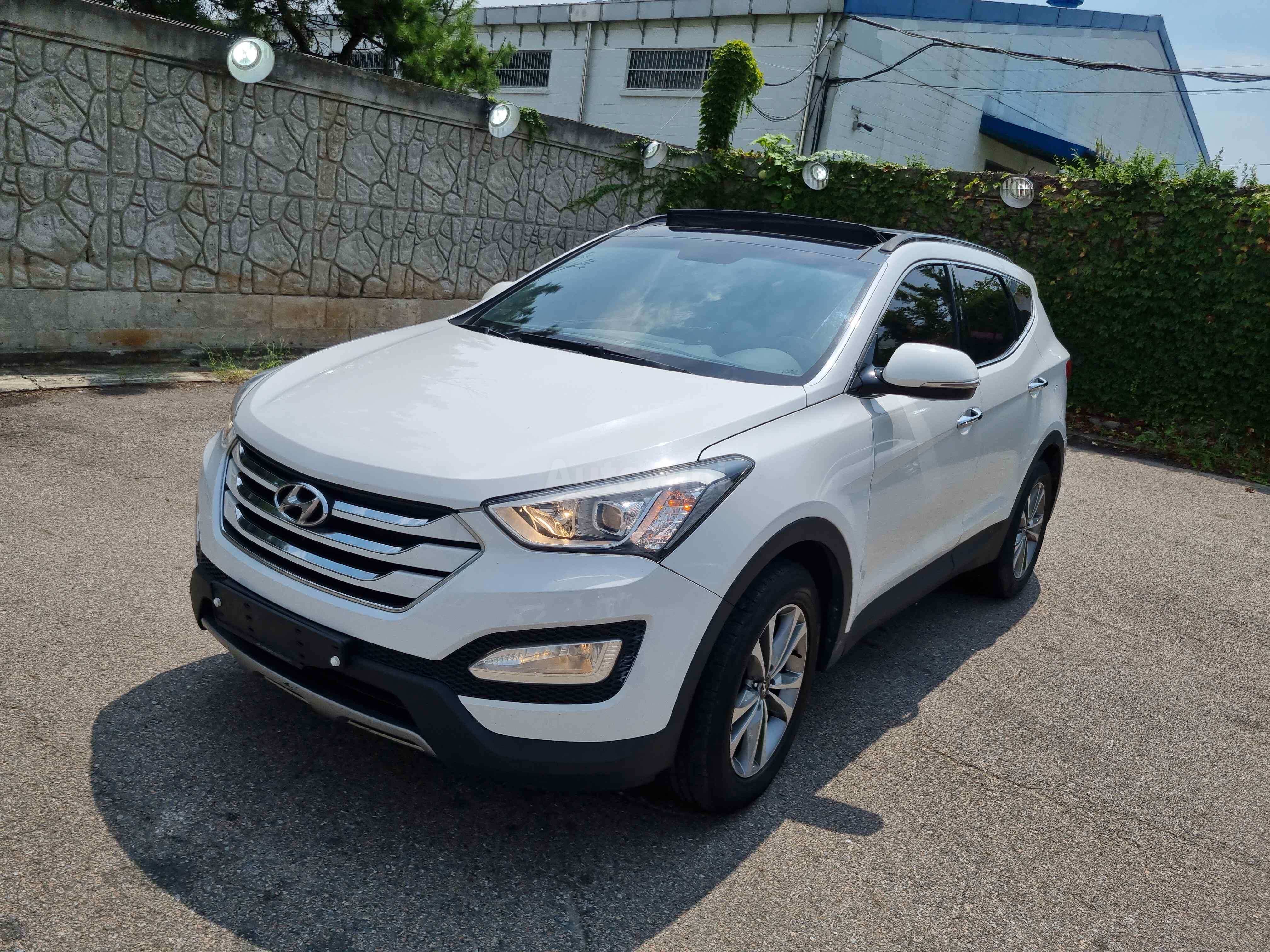 2015 HYUNDAI SANTAFE VIN: KMHSW81UBFU387402