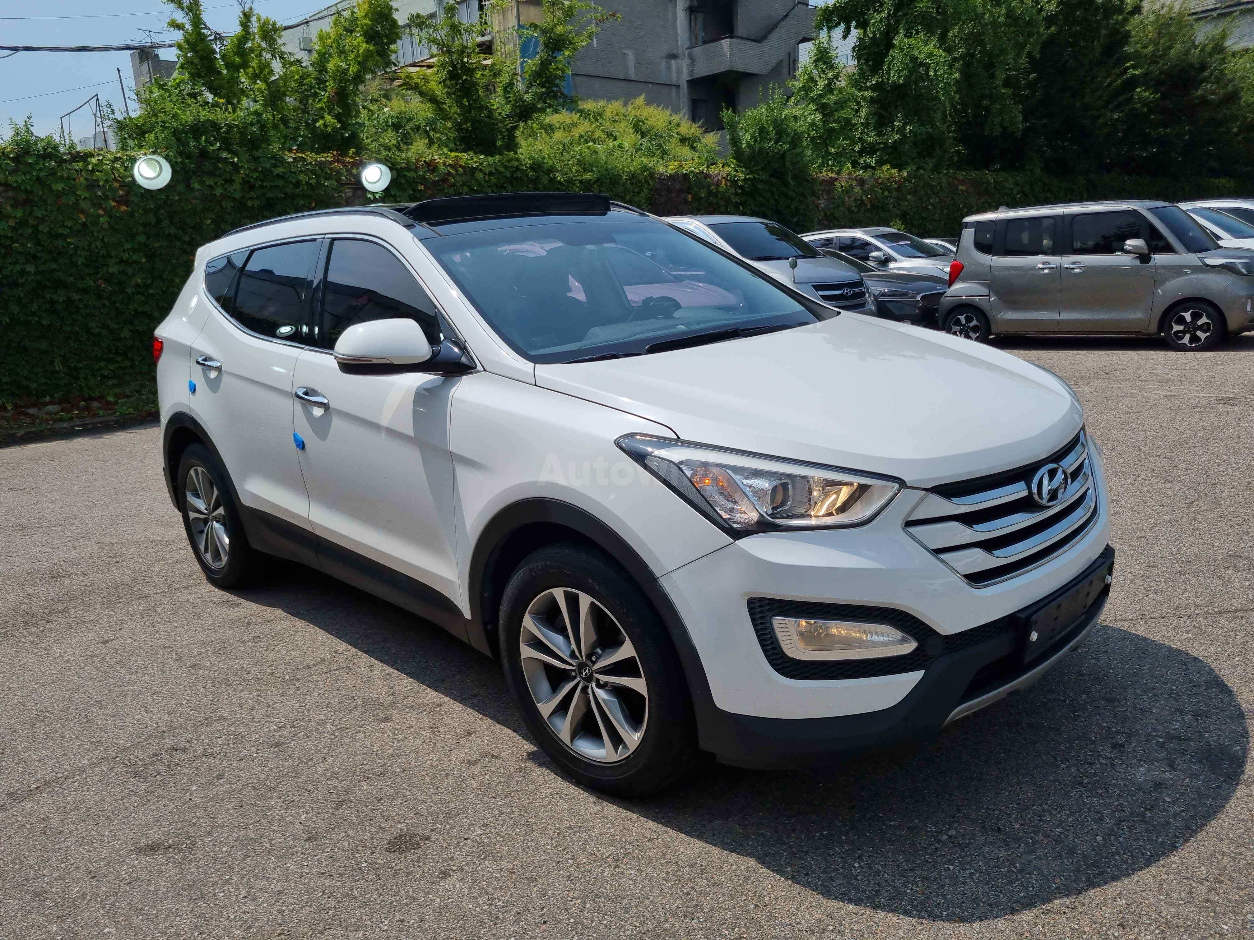 2015 HYUNDAI SANTAFE VIN: KMHSW81UBFU387402