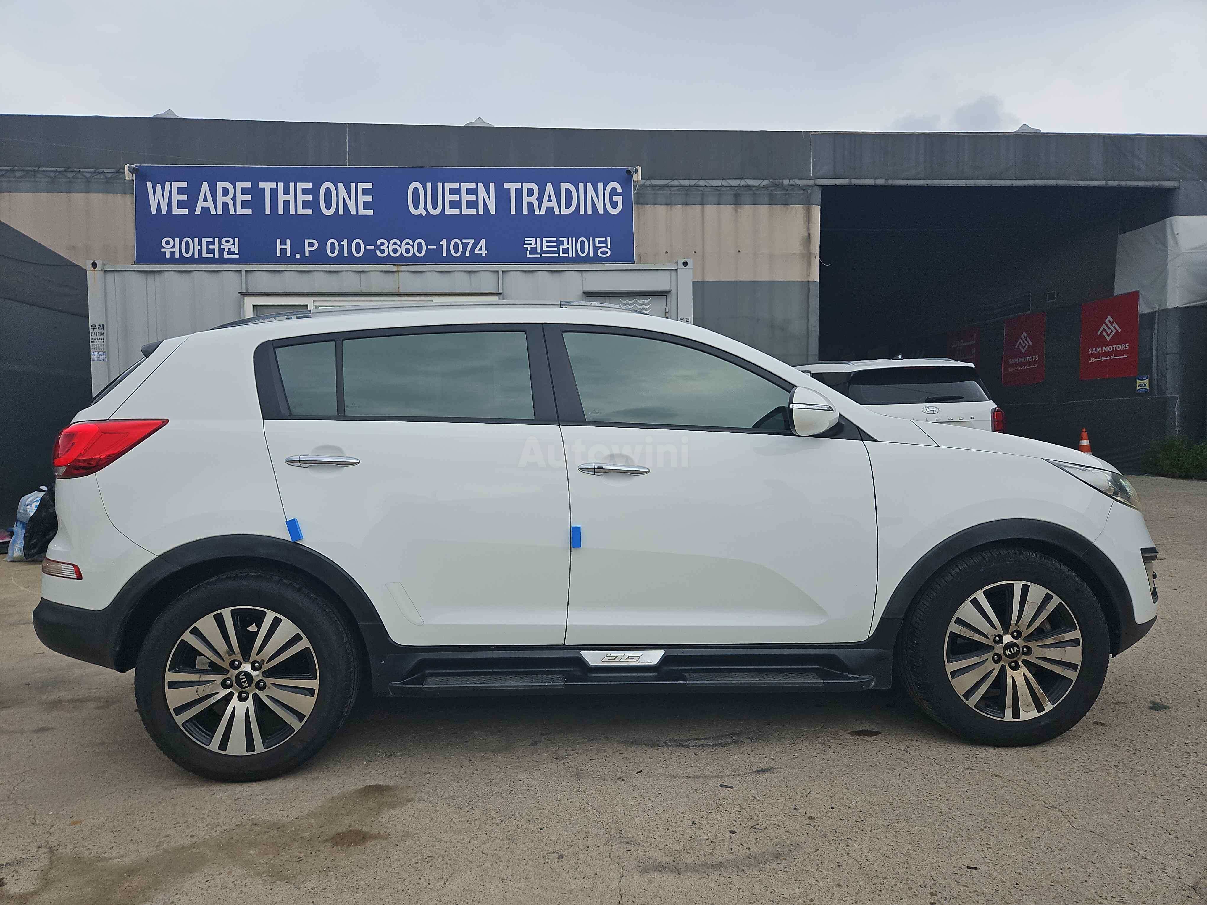 2014 KIA SPORTAGE VIN: KNAPE813BEK572392