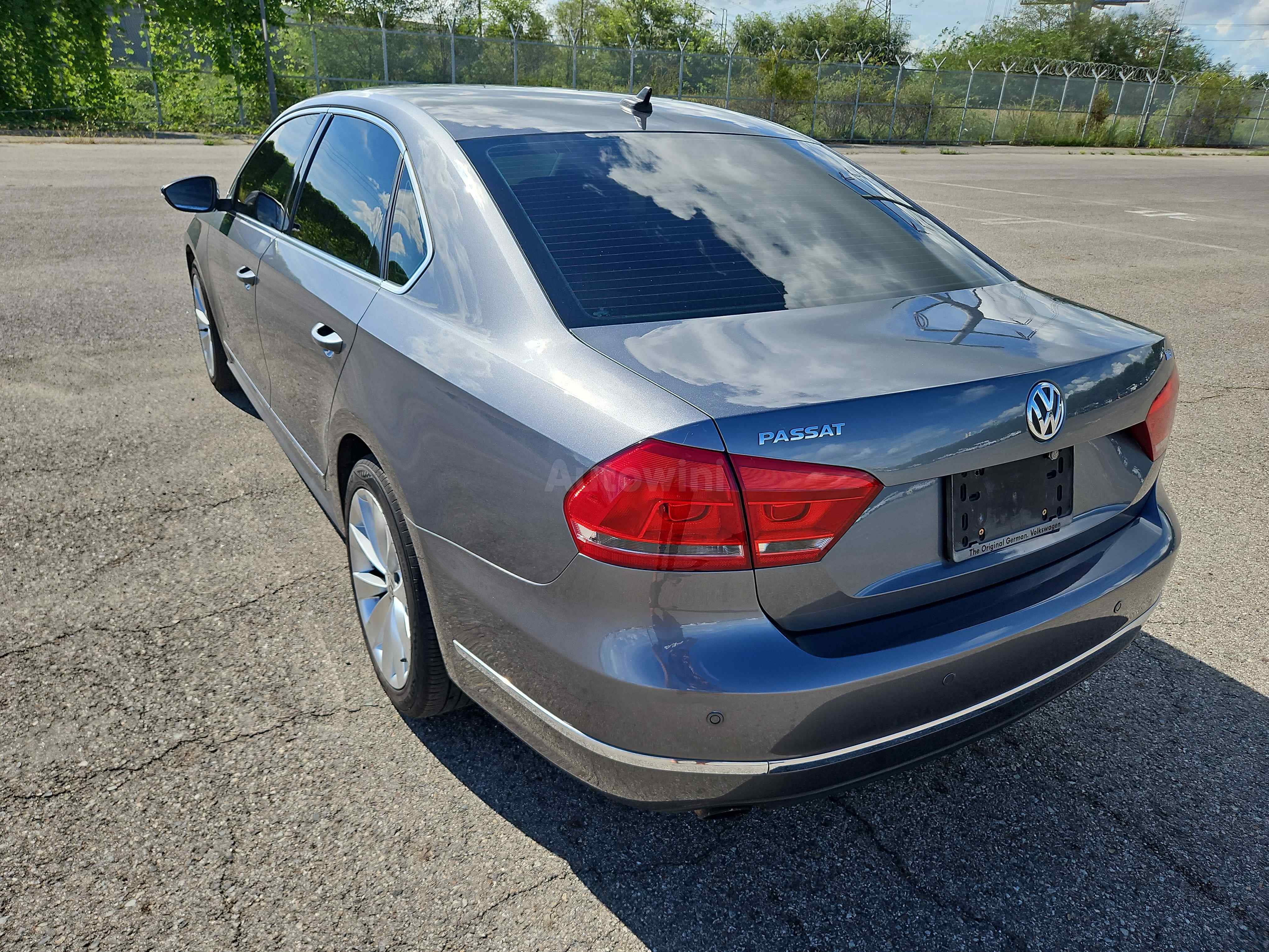 2014 VOLKSWAGEN PASSAT VIN: 1VWZZZA3ZEC012838