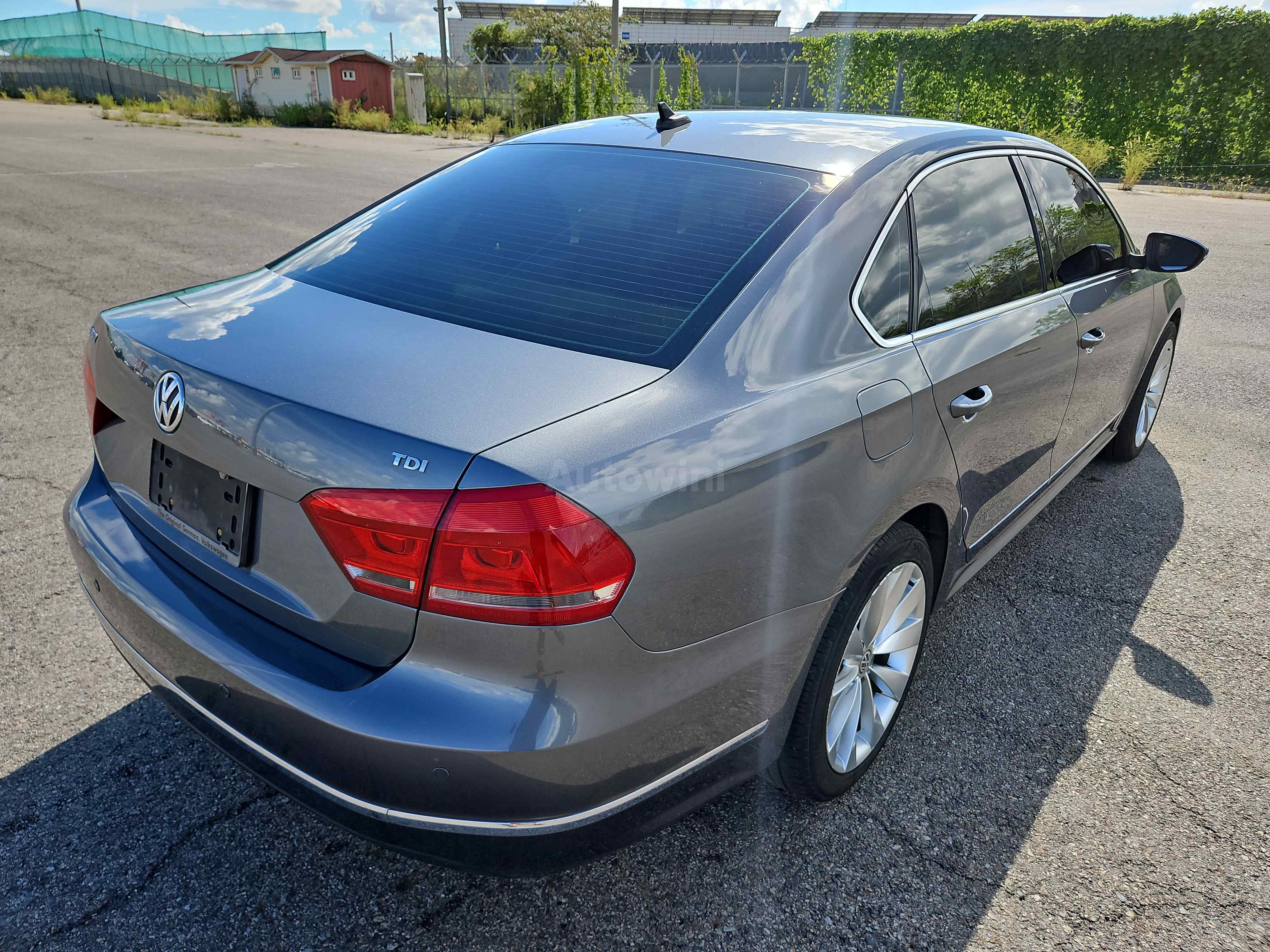 2014 VOLKSWAGEN PASSAT VIN: 1VWZZZA3ZEC012838