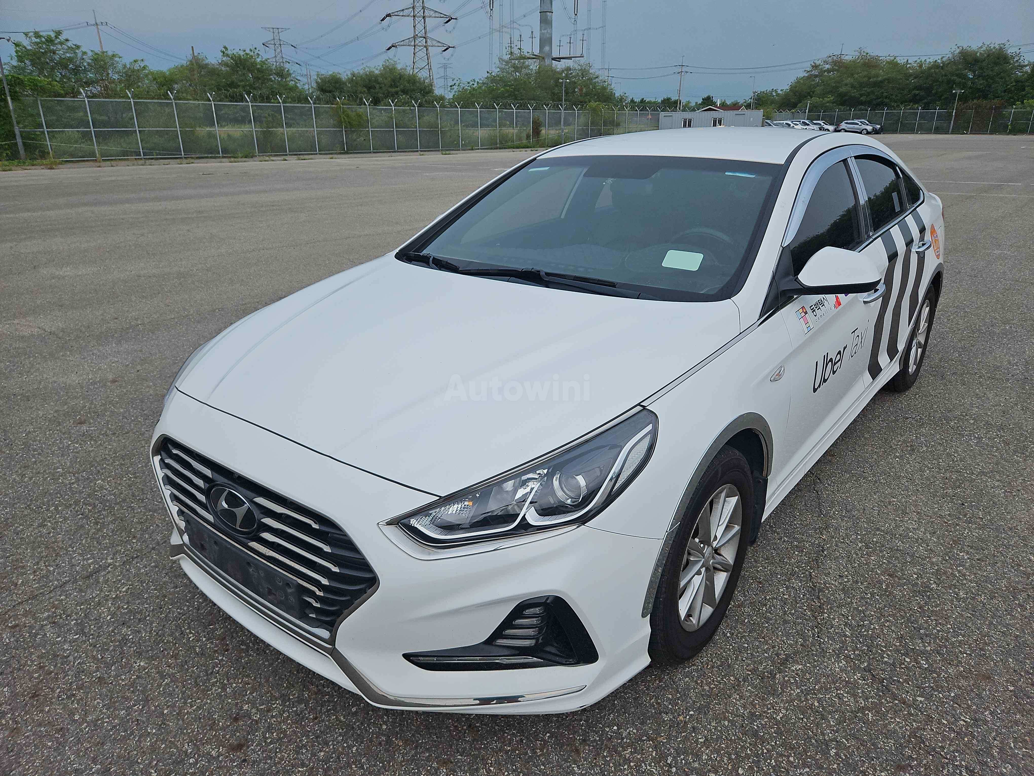 2019 HYUNDAI SONATA VIN: KMHE341DBKA503418