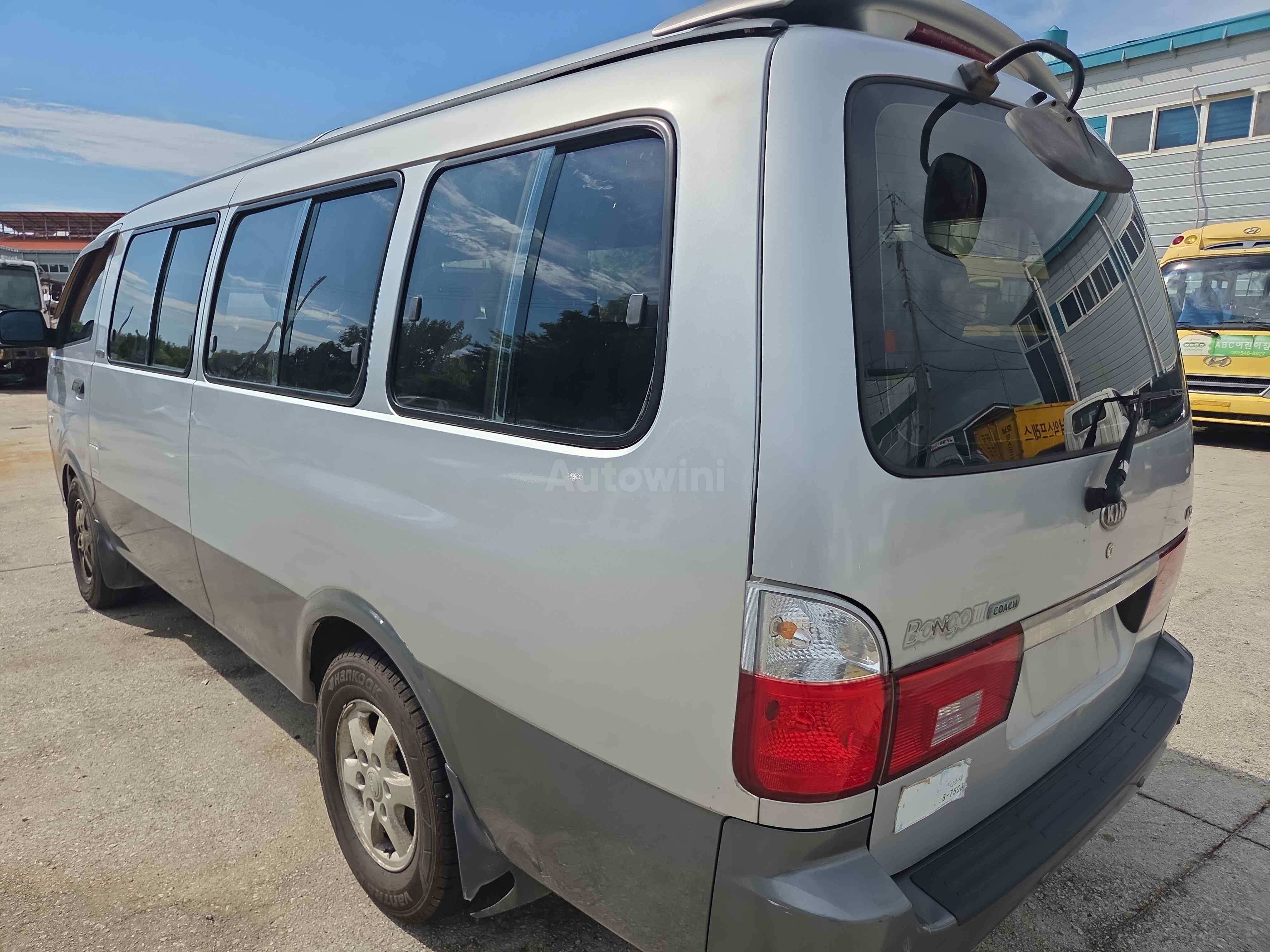 2005 KIA BONGO3 MINIBUS VIN: KNGDNM9N15K191553