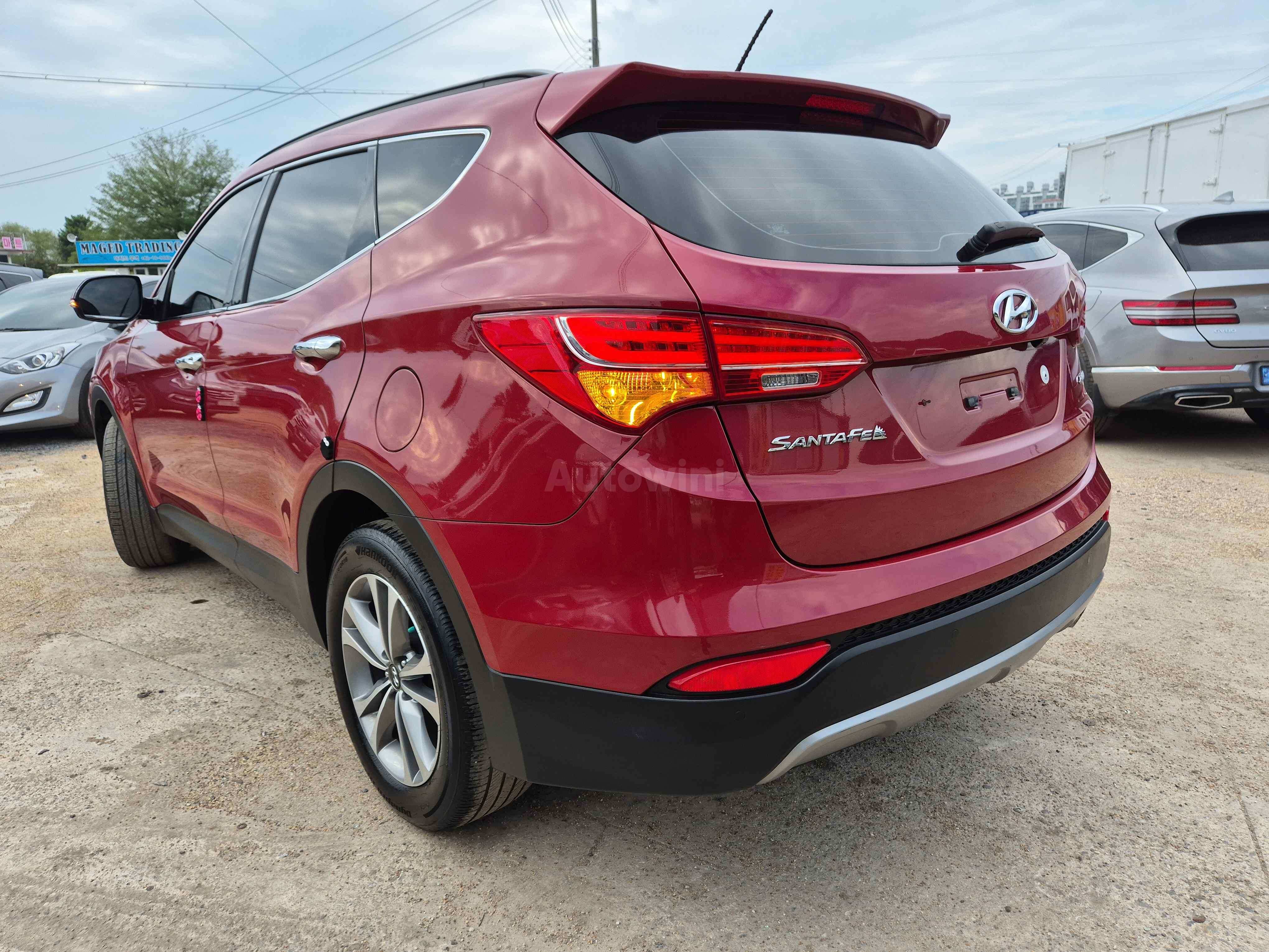 2015 HYUNDAI SANTAFE VIN: KMHSW81UBFU409297