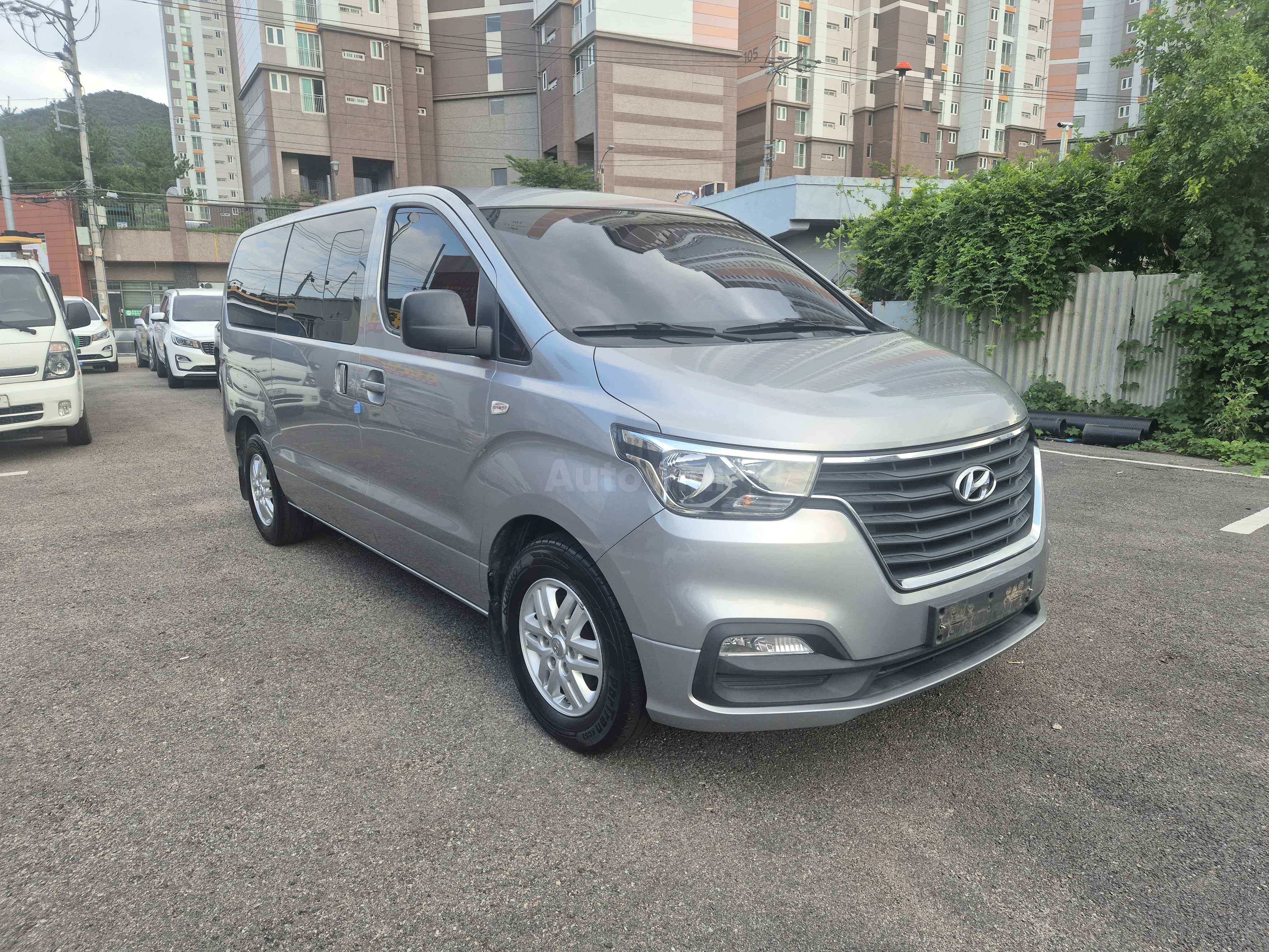 2019 HYUNDAI STAREX VIN: KMFWBX7KBKU007397