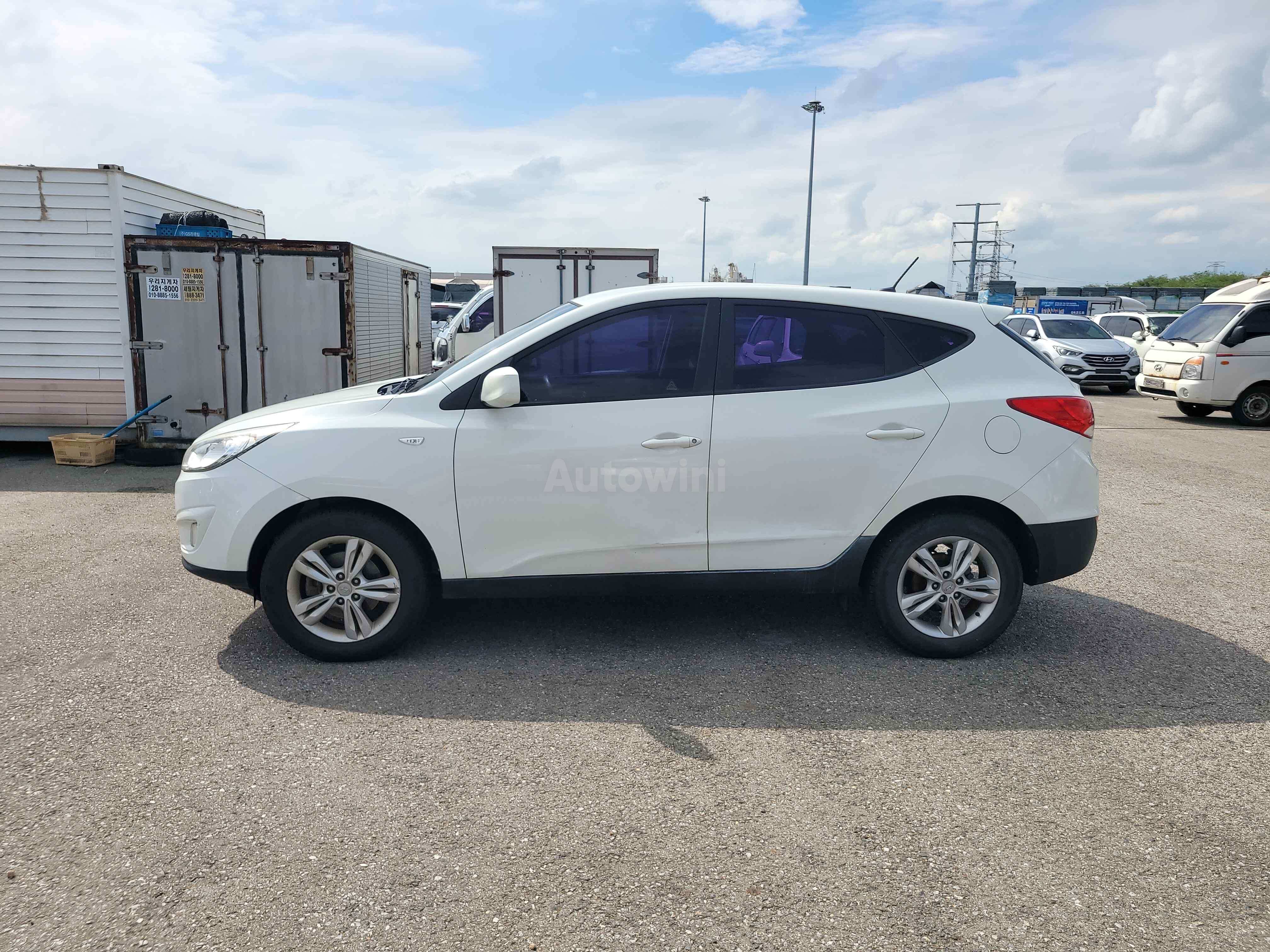 2013 HYUNDAI TUCSON VIN: KMHJT81VBDU605361