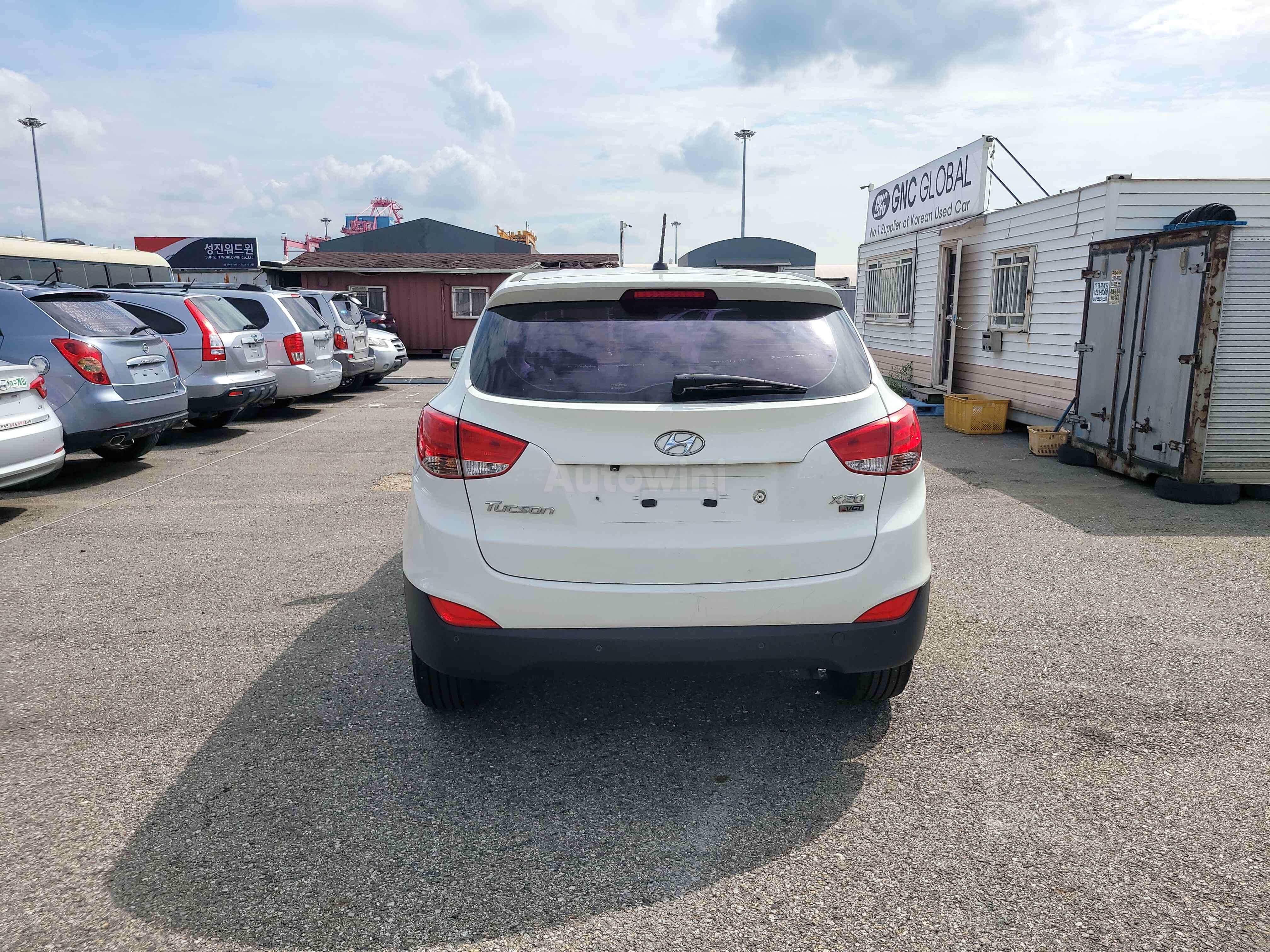2013 HYUNDAI TUCSON VIN: KMHJT81VBDU605361