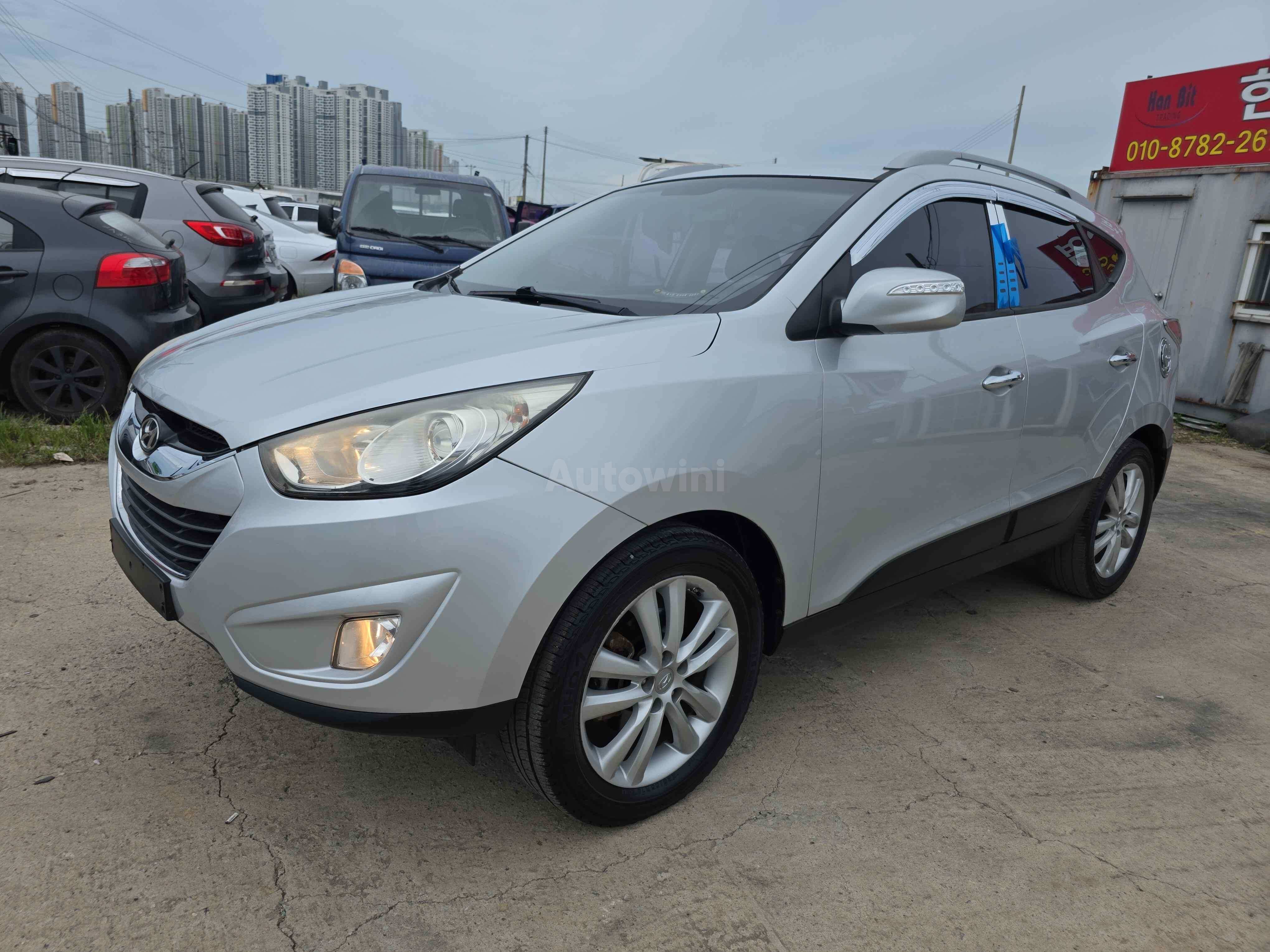 2013 HYUNDAI TUCSON VIN: KMHJU81VDDU691052