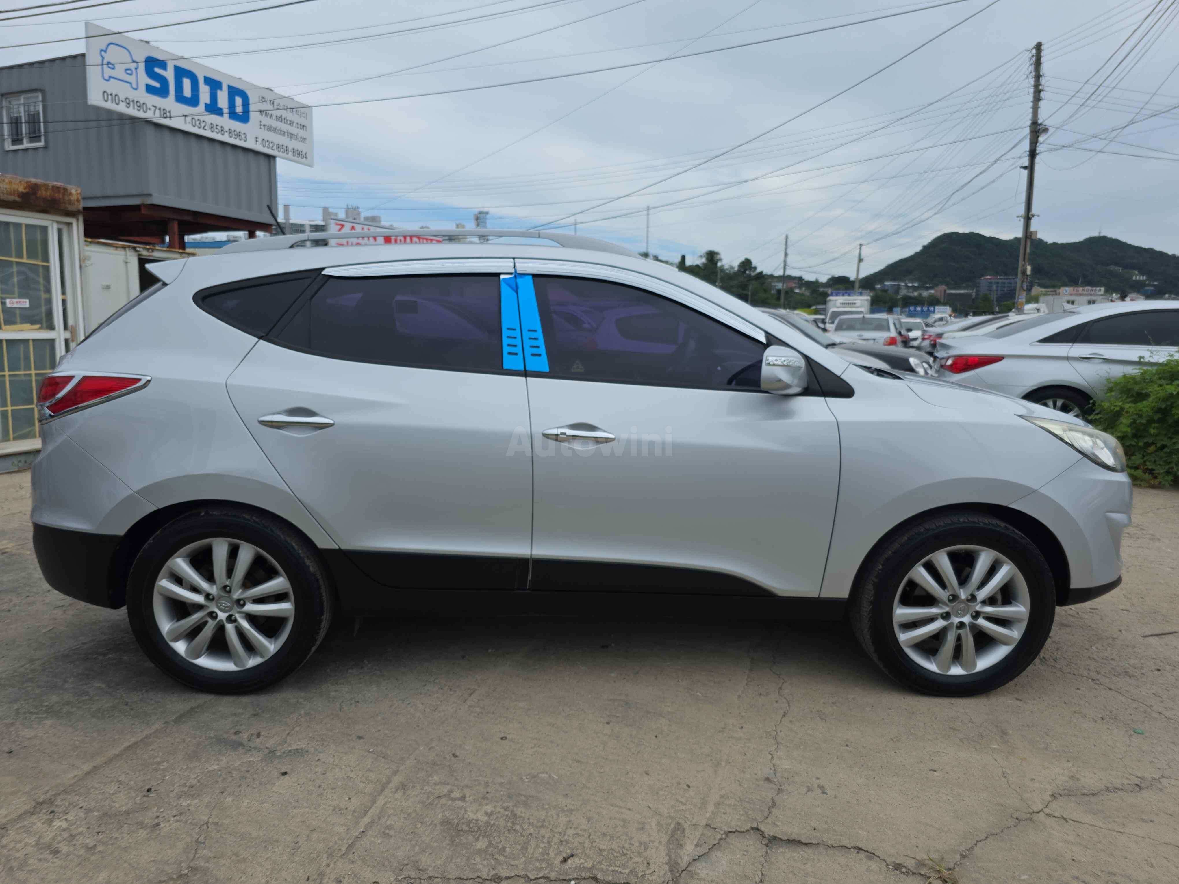 2013 HYUNDAI TUCSON VIN: KMHJU81VDDU691052