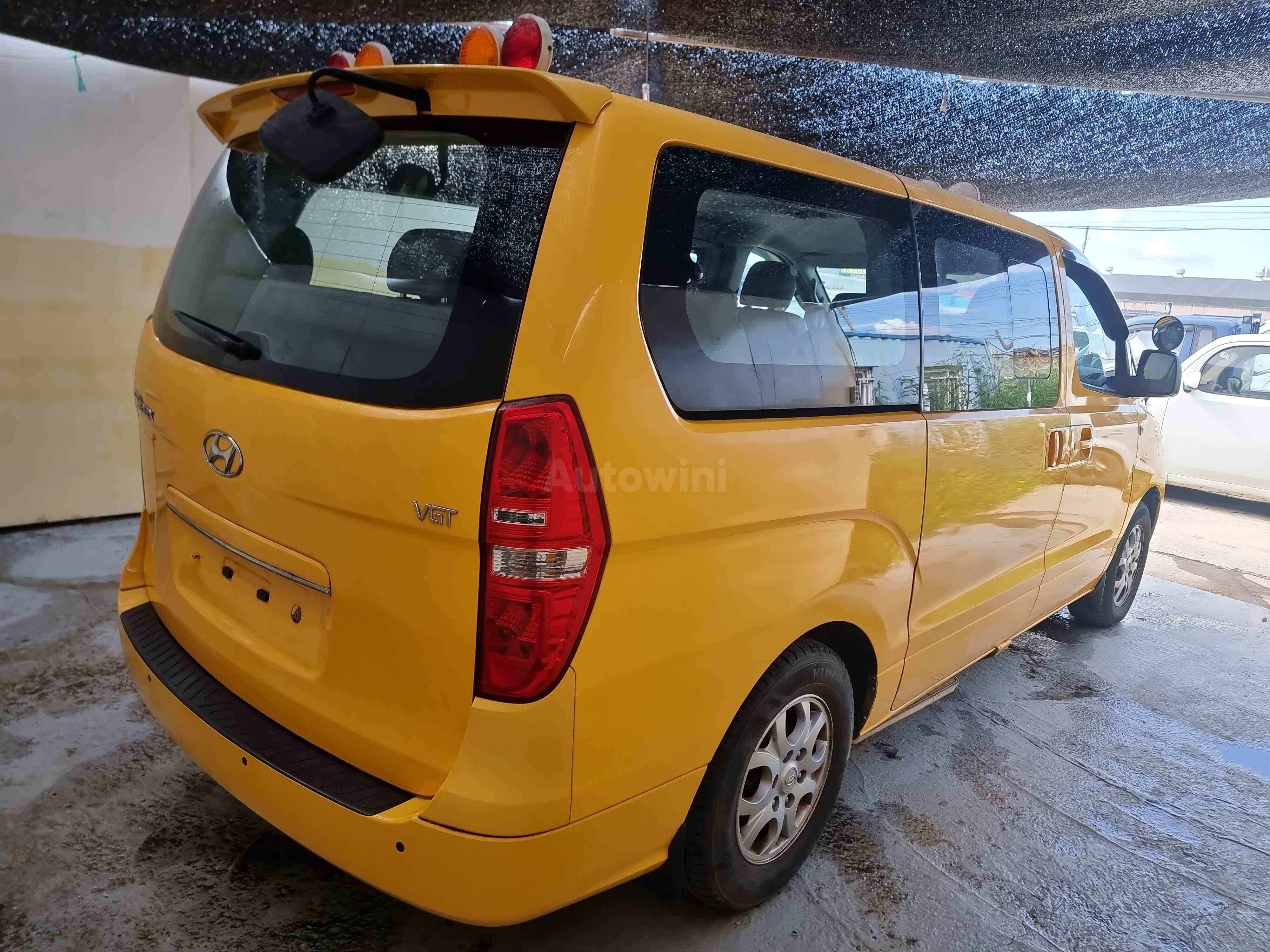 2016 HYUNDAI STAREX VIN: KMJWA37KBGU754593