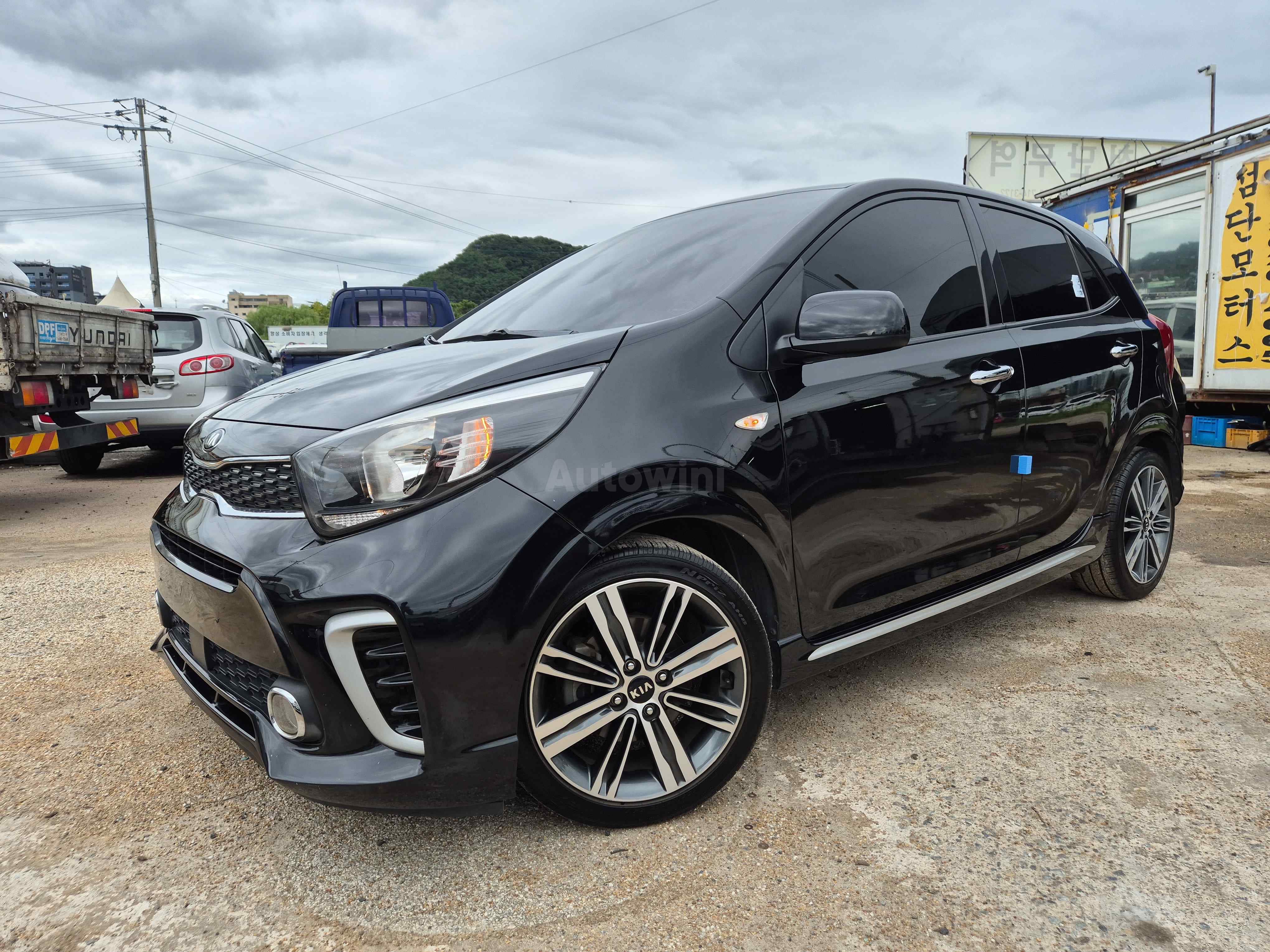 2017 KIA MORNING VIN: KNAB5511BHT048098