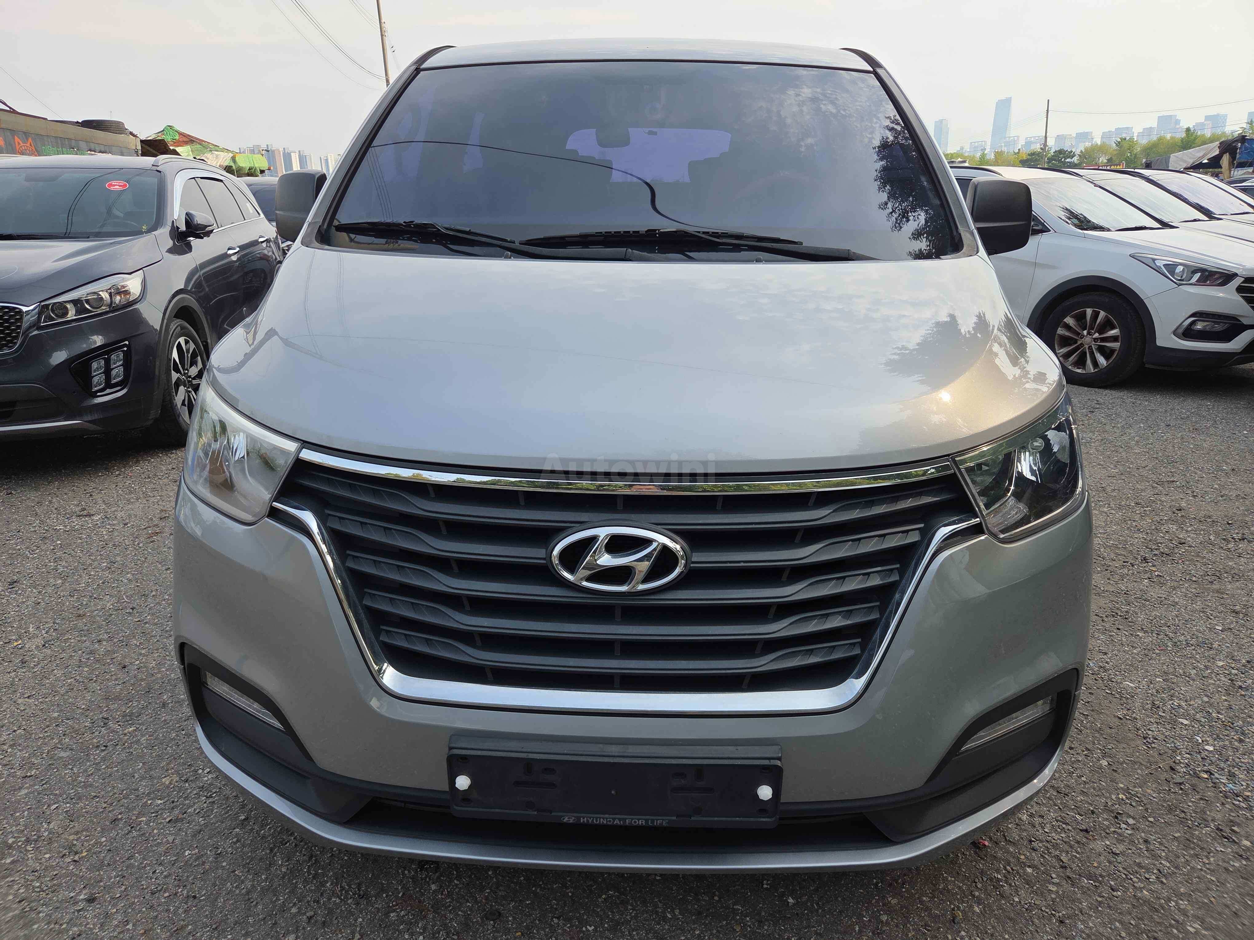 2019 HYUNDAI STAREX VIN: KMJWA37KDKU071826
