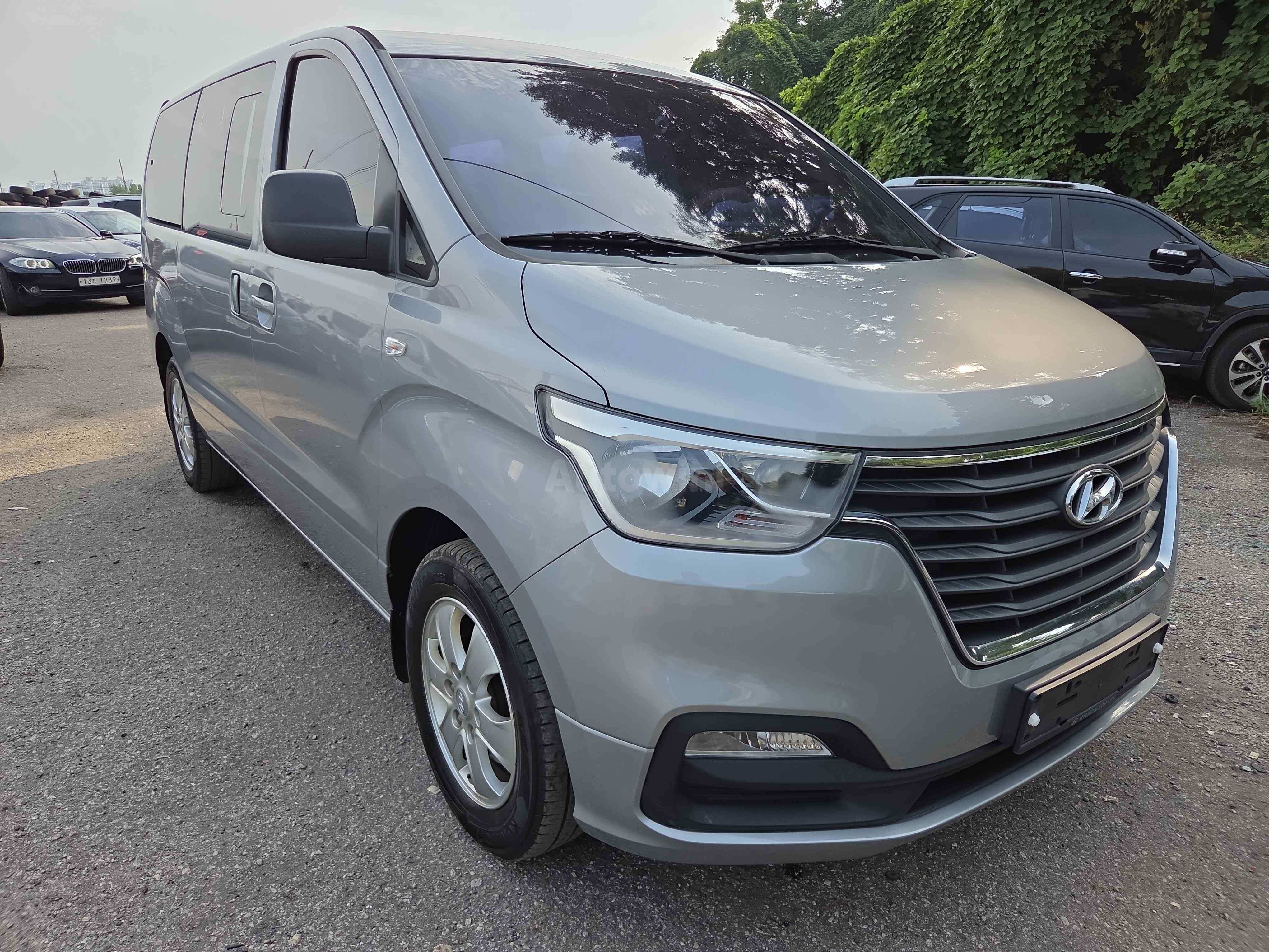 2019 HYUNDAI STAREX VIN: KMJWA37KDKU071826