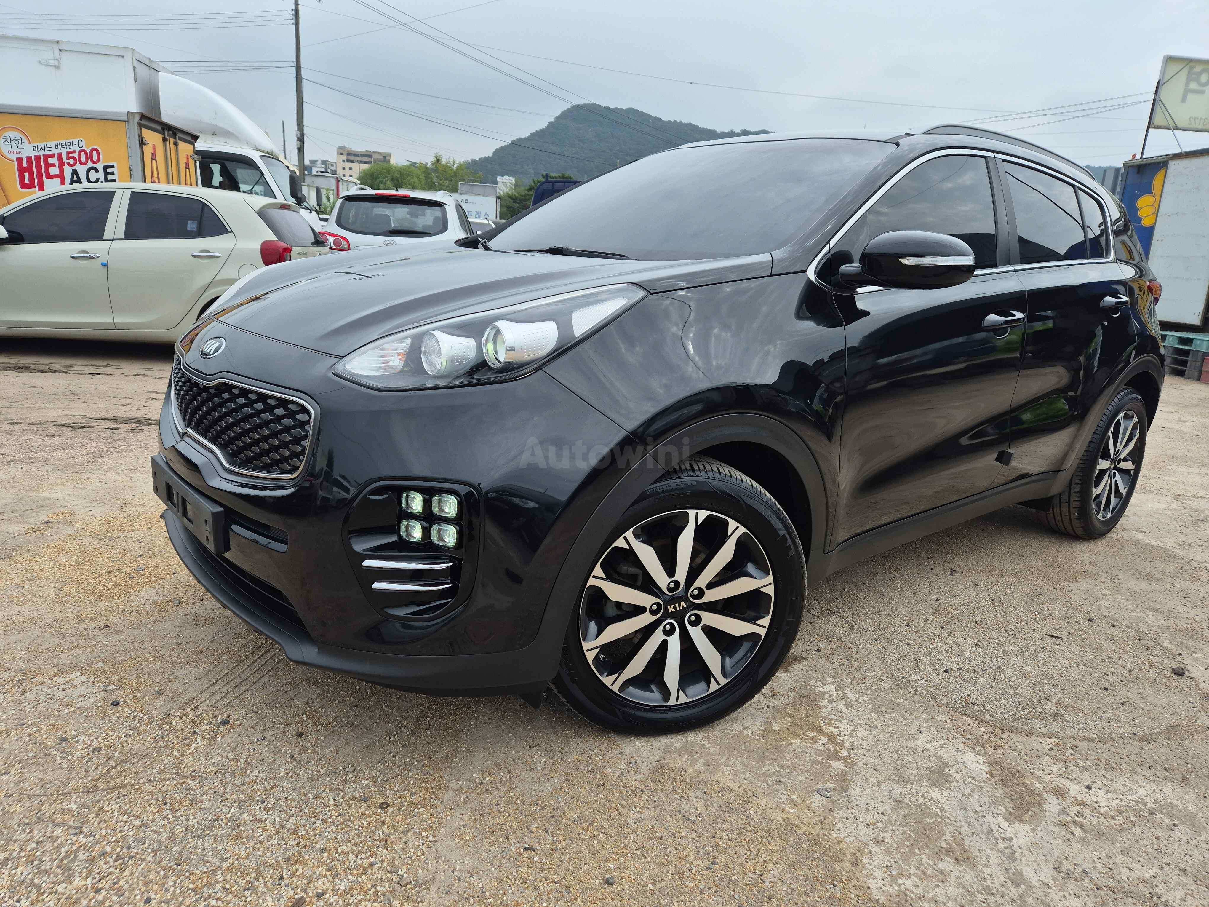 2017 KIA SPORTAGE VIN: KNAP6815GHK285697