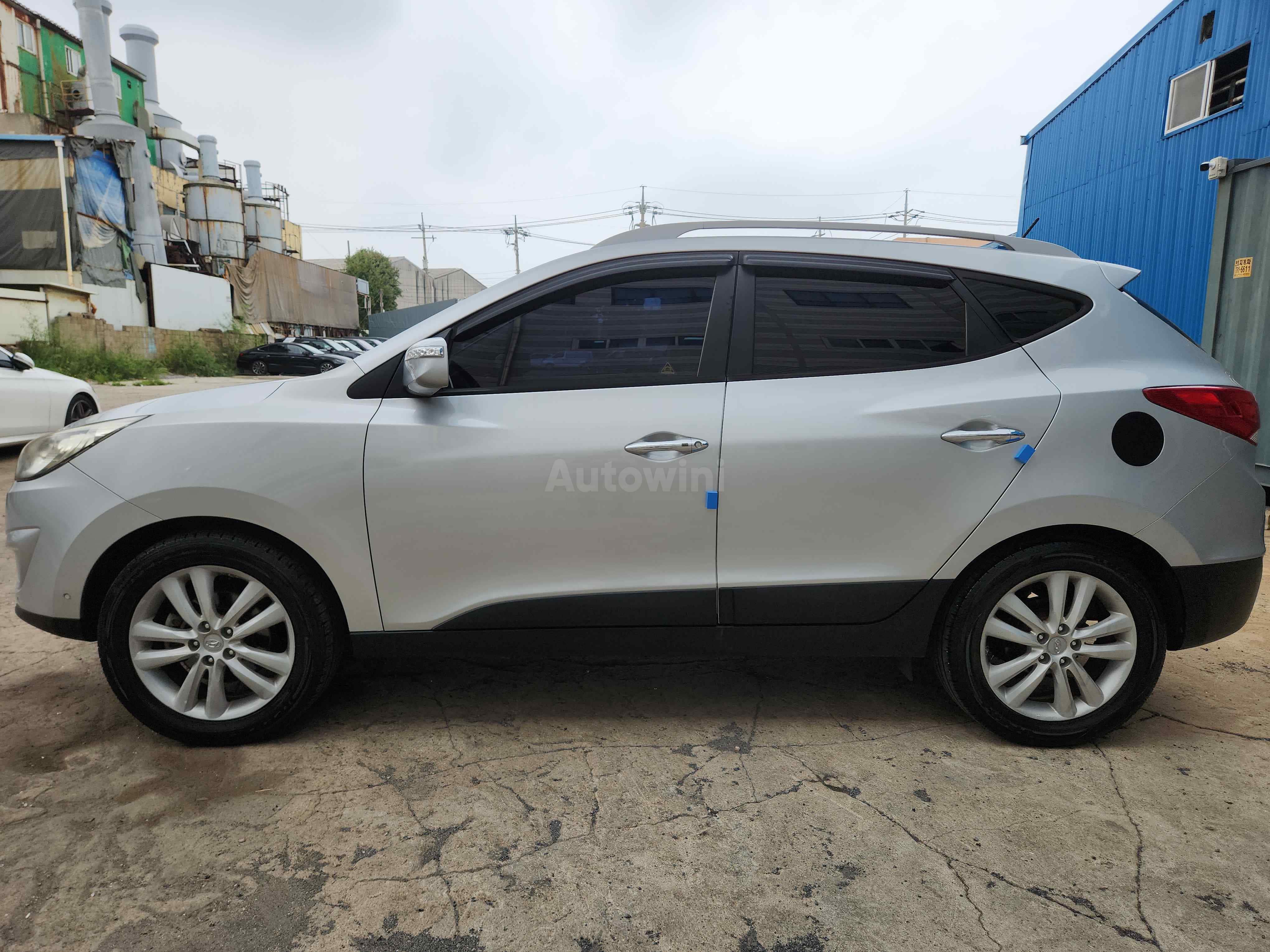 2012 HYUNDAI TUCSON VIN: KMHJW81VBCU385274