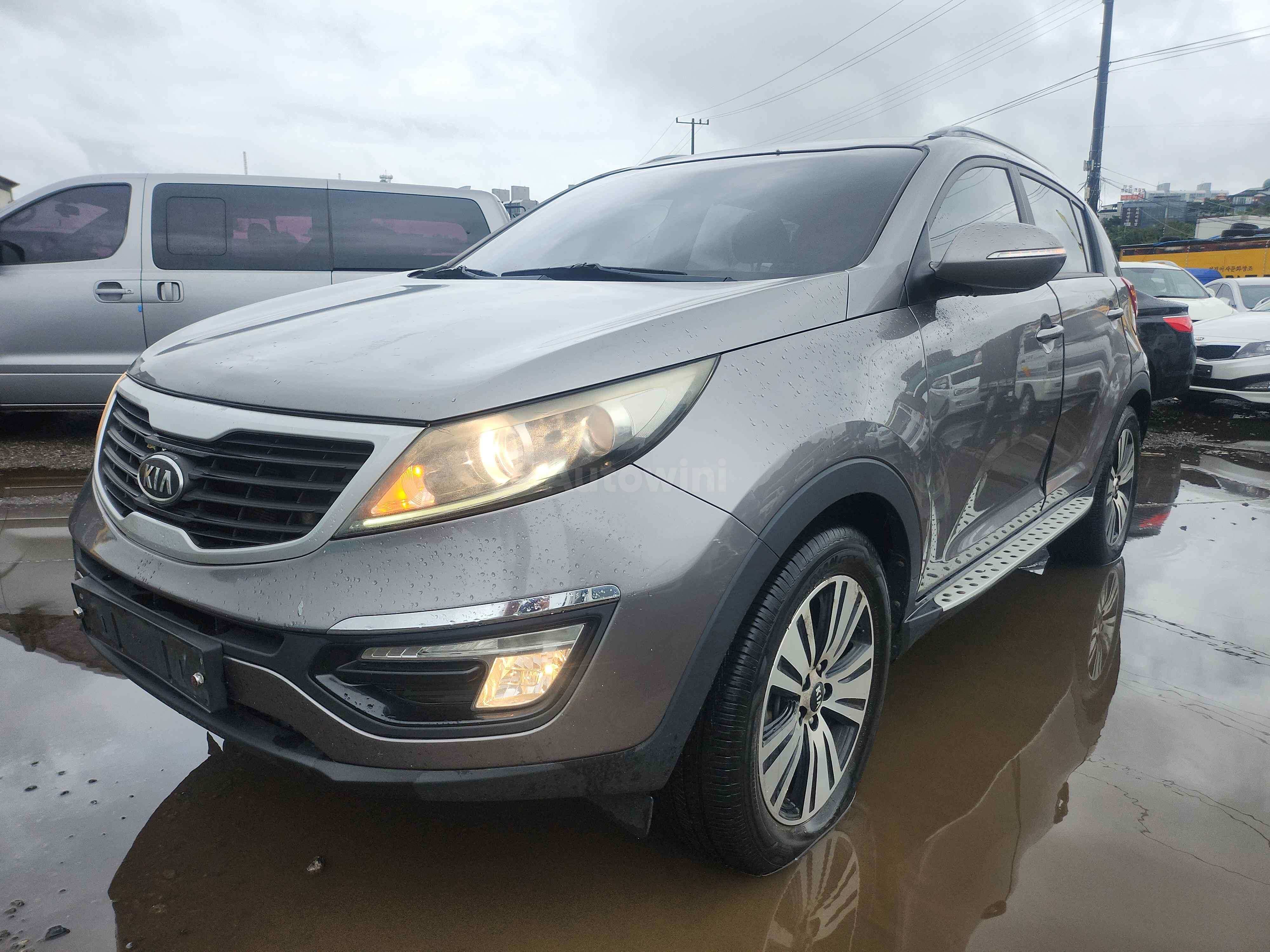 2014 KIA SPORTAGE VIN: KNAPC813BEK576660