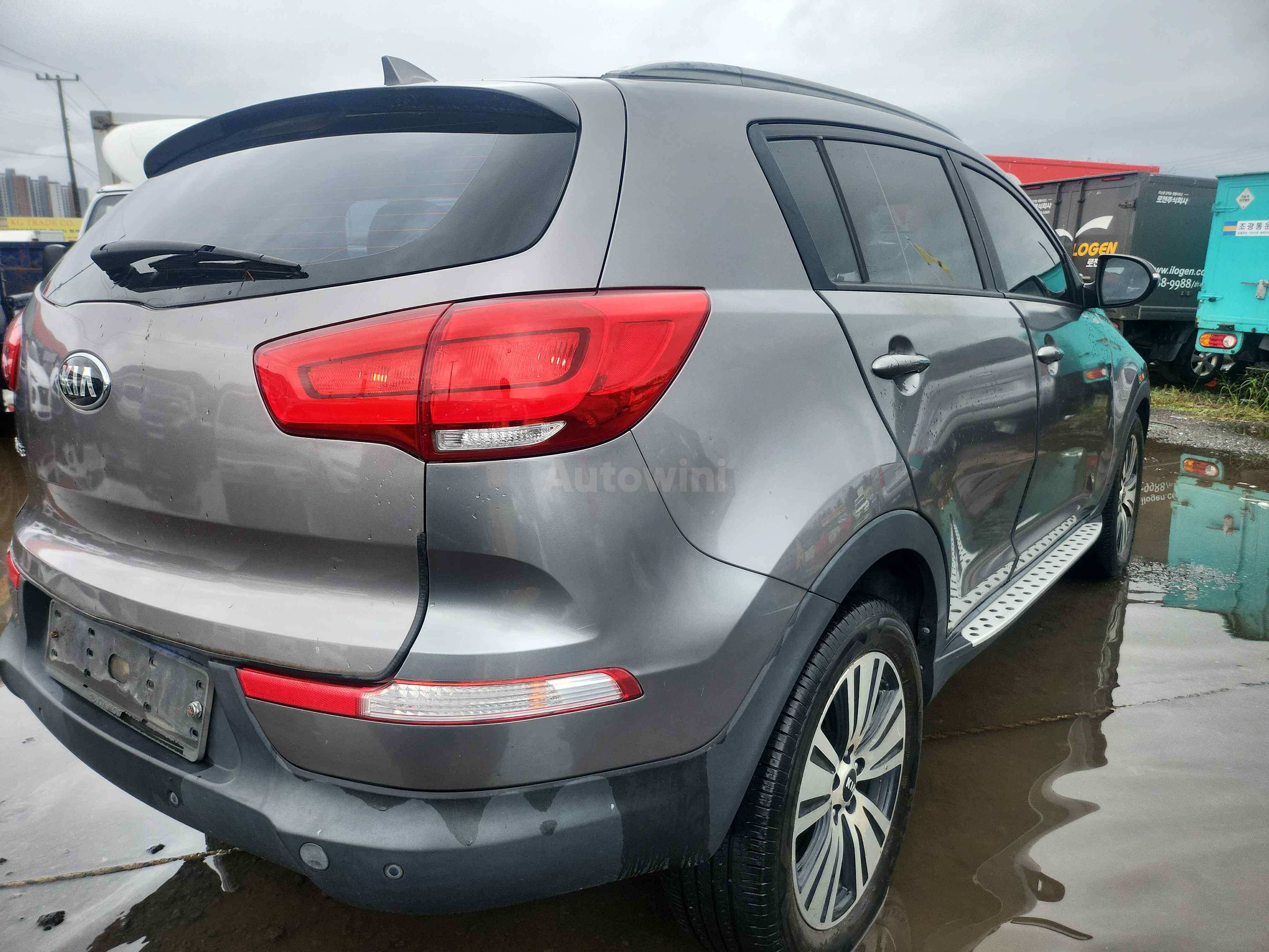 2014 KIA SPORTAGE VIN: KNAPC813BEK576660