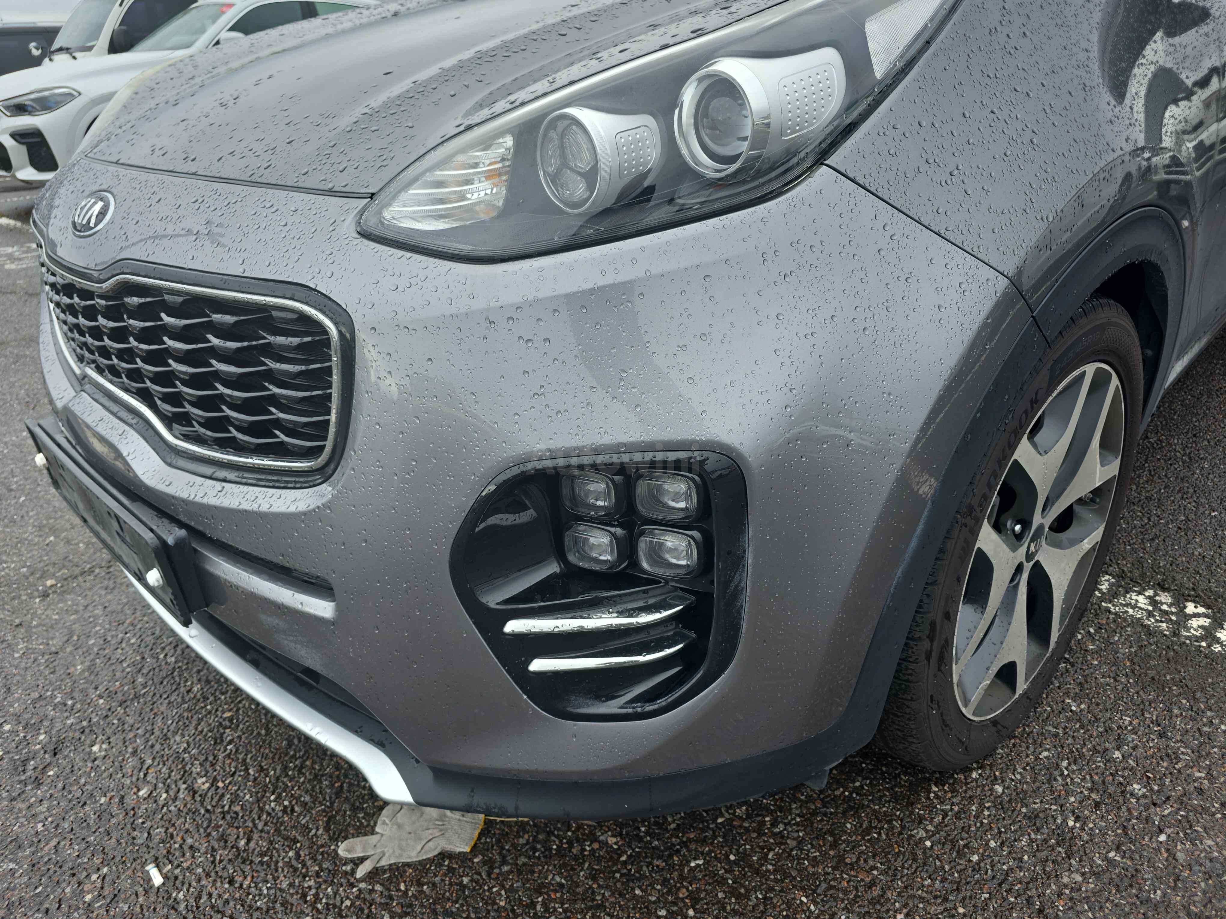 2016 KIA SPORTAGE VIN: KNAPL813BGK018462