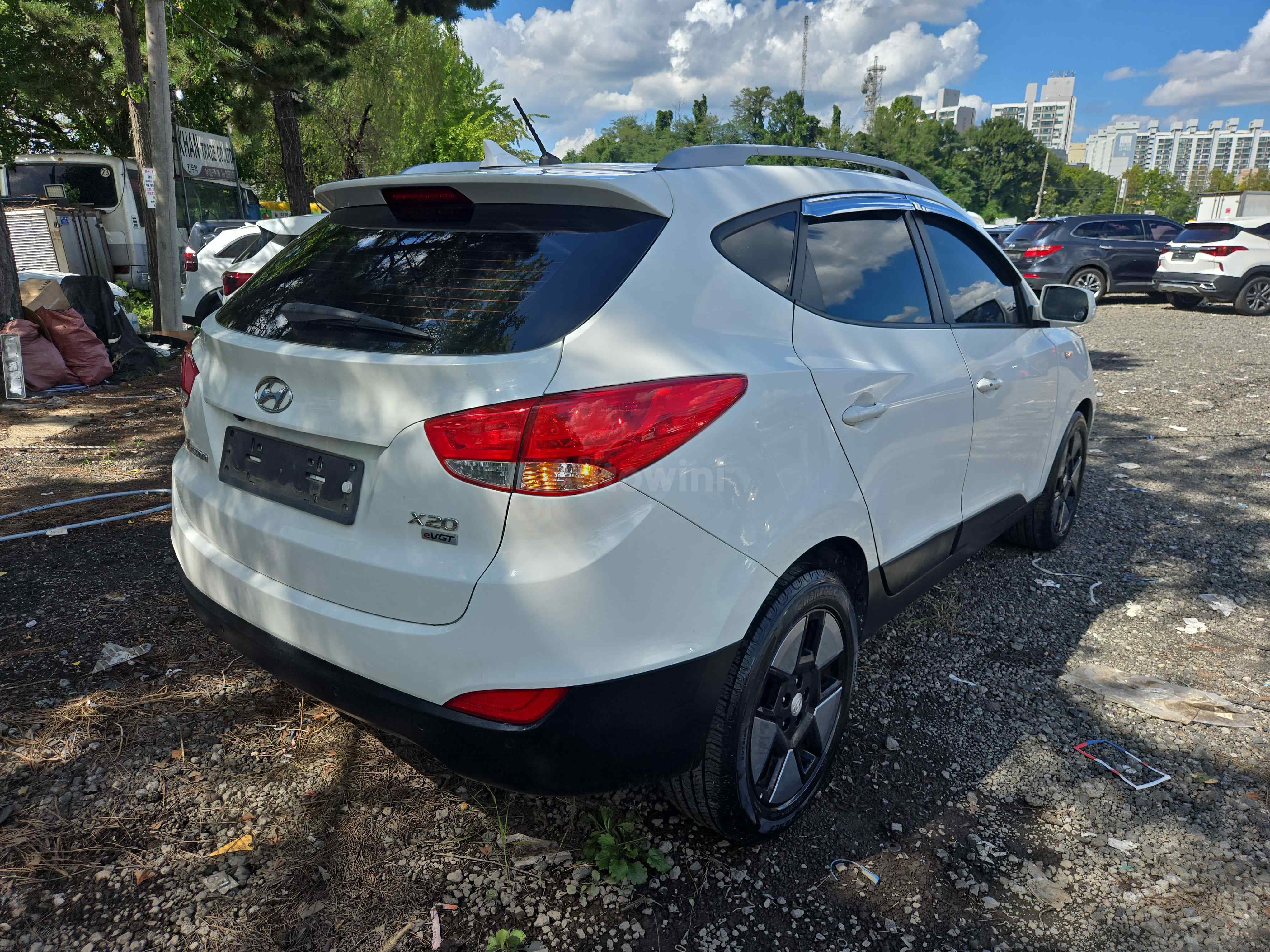 2013 HYUNDAI TUCSON VIN: KMHJT81VBDU726070