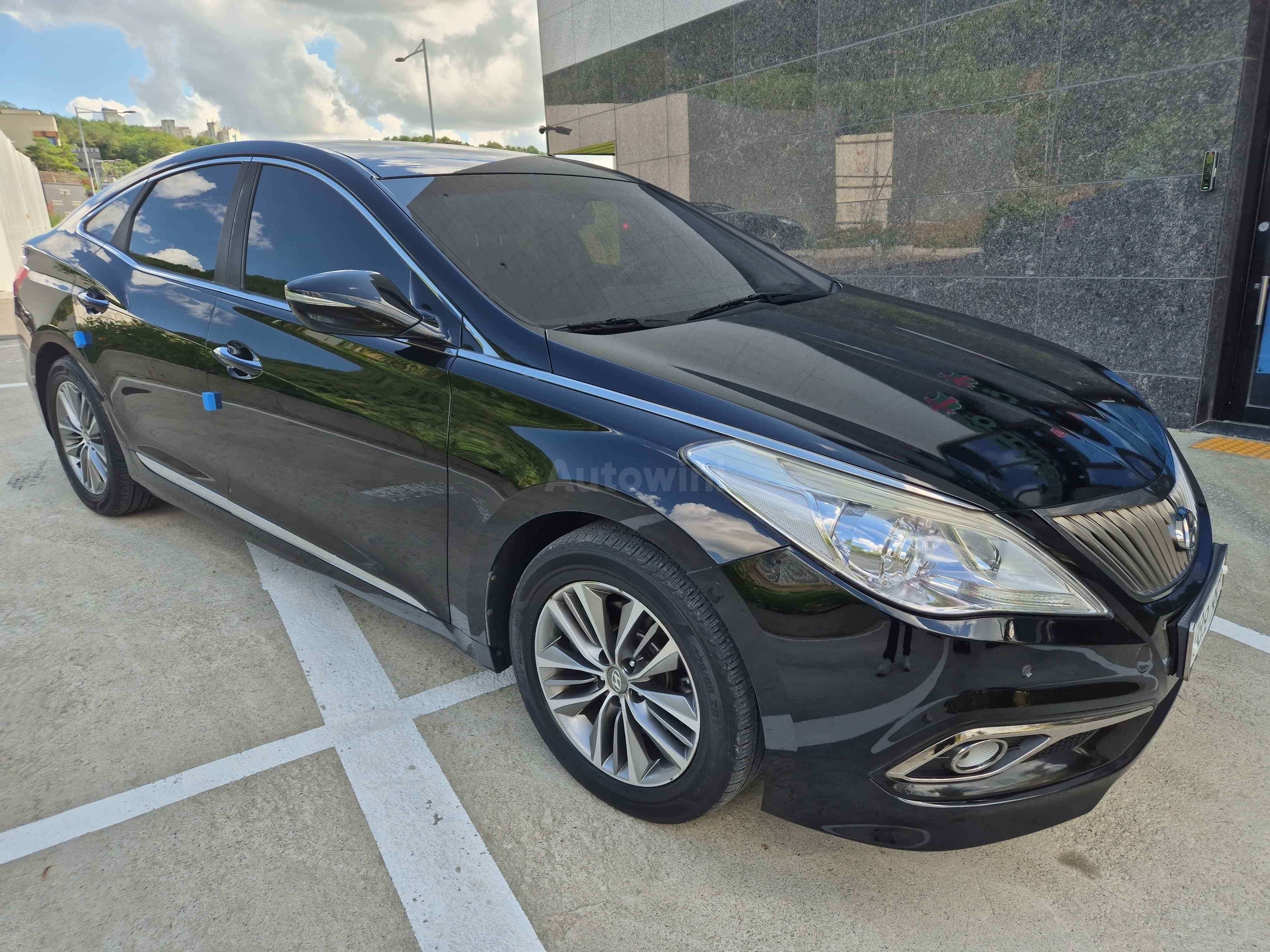 2015 HYUNDAI GRANDEUR VIN: KMHFF41RBFA440078