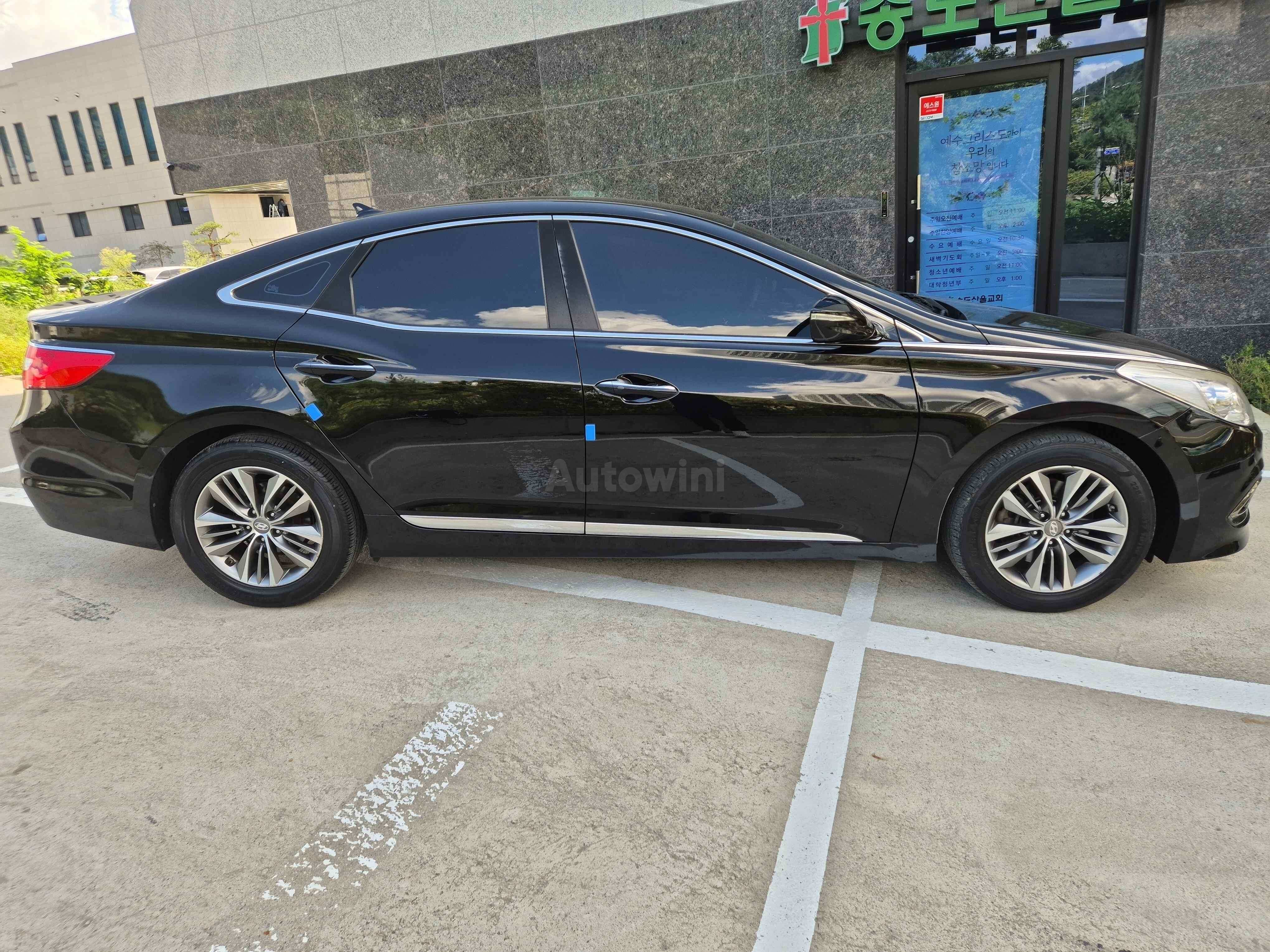 2015 HYUNDAI GRANDEUR VIN: KMHFF41RBFA440078