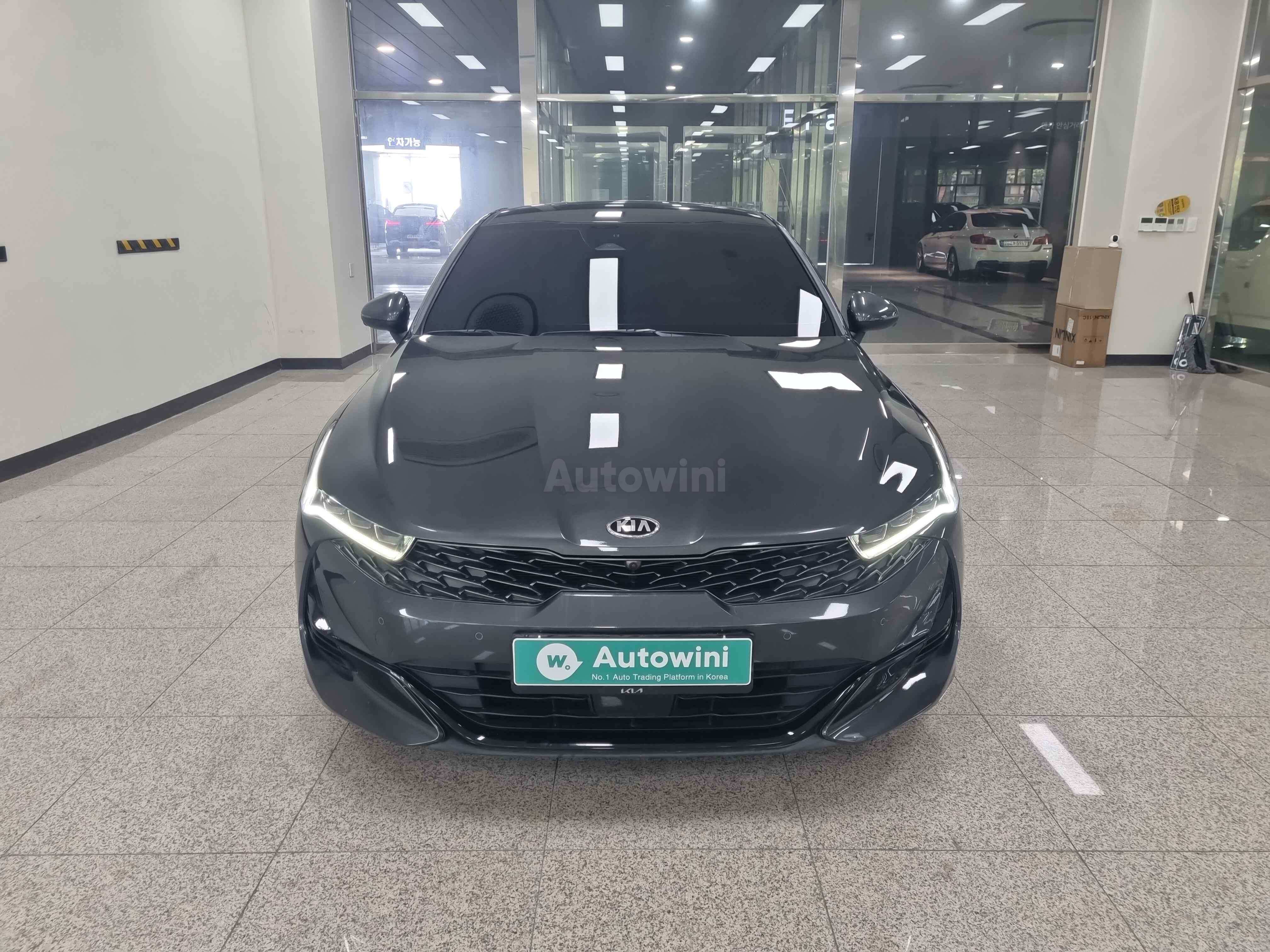2021 KIA K5 VIN: KNAG341ABMA147054