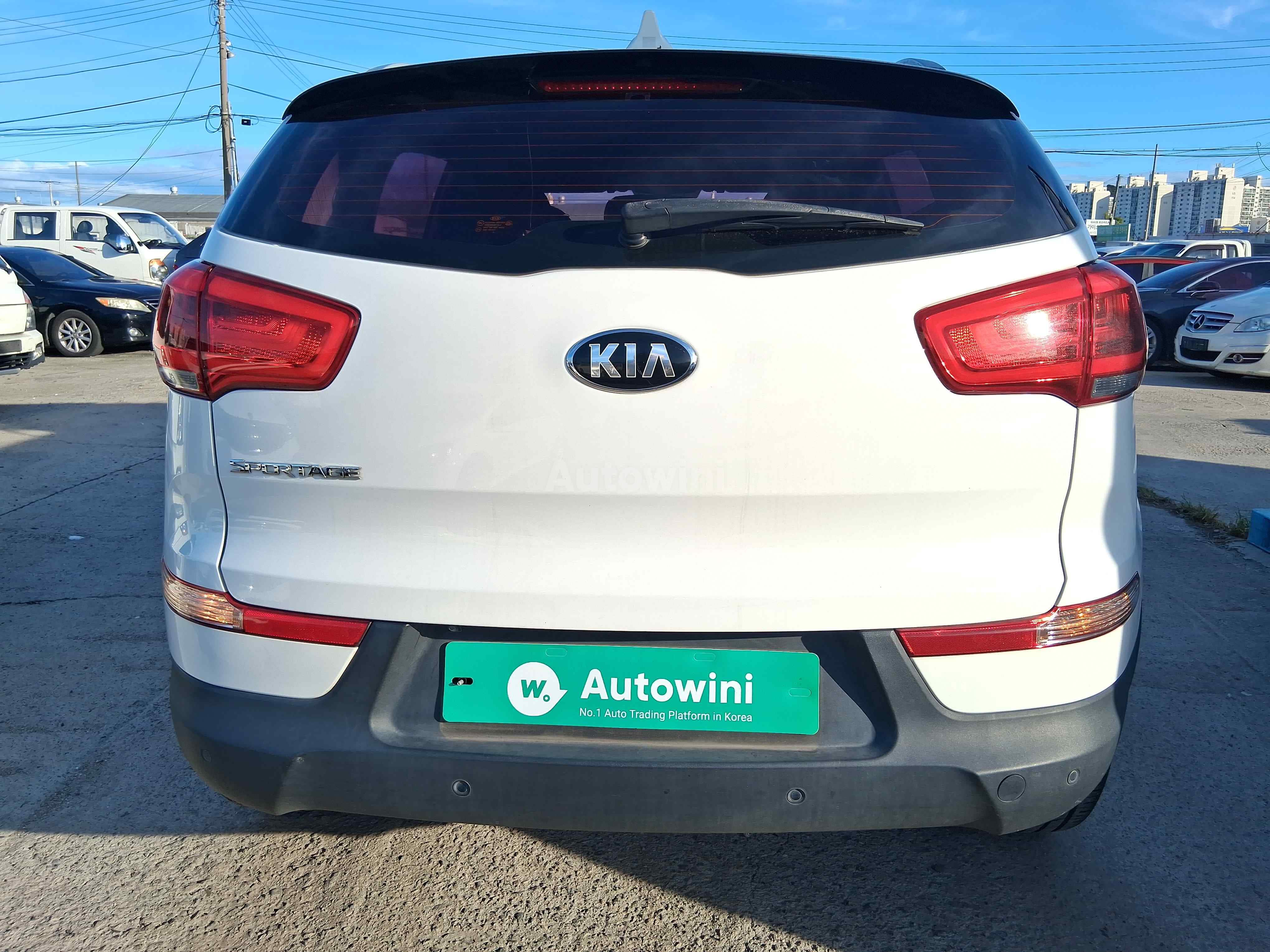 2014 KIA SPORTAGE VIN: KNAPE813BEK545830