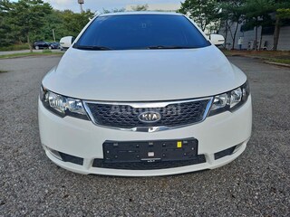 2012 Kia Forte SUNROOFSMARTKEYNAVIGATION