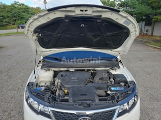 2012 Kia Forte SUNROOFSMARTKEYNAVIGATION
