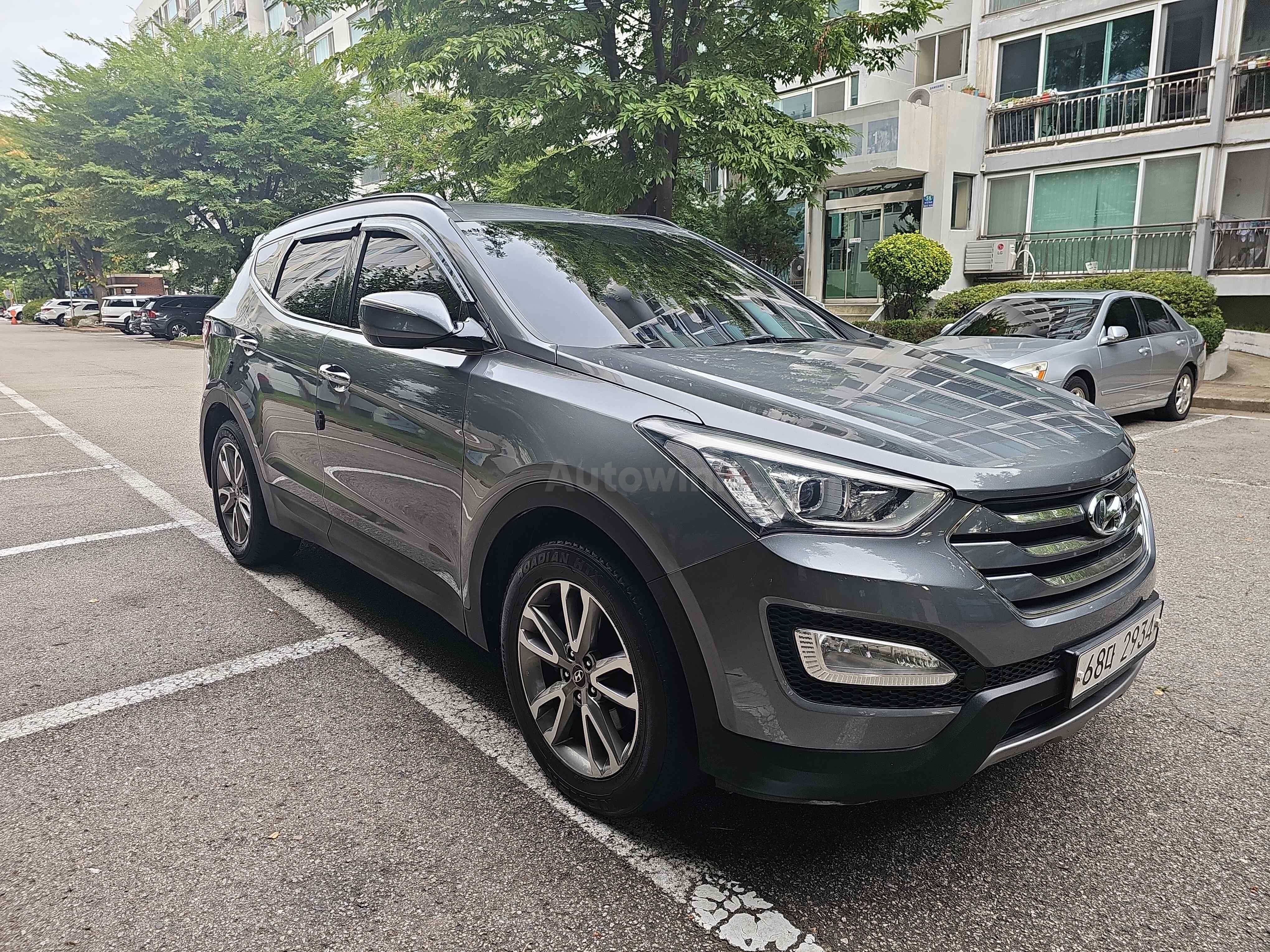 2013 HYUNDAI SANTAFE VIN: KMHSW81UBDU064392