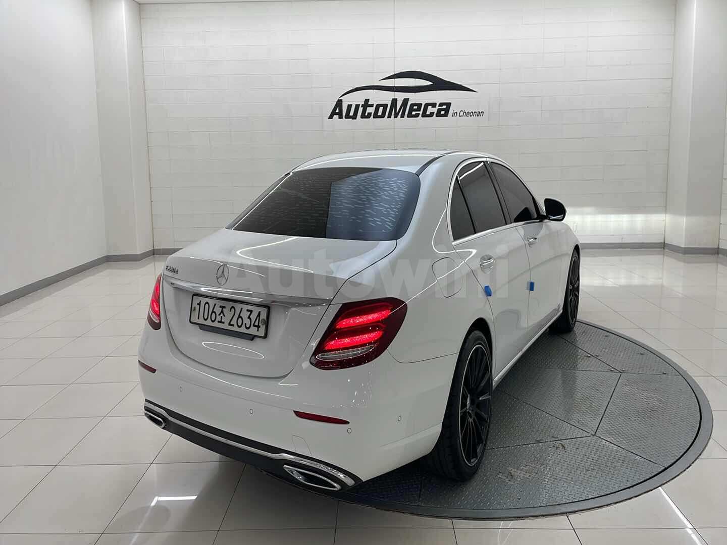 2017 MERCEDES-BENZ E-CLASS VIN: WDDZF0EB9HA054781