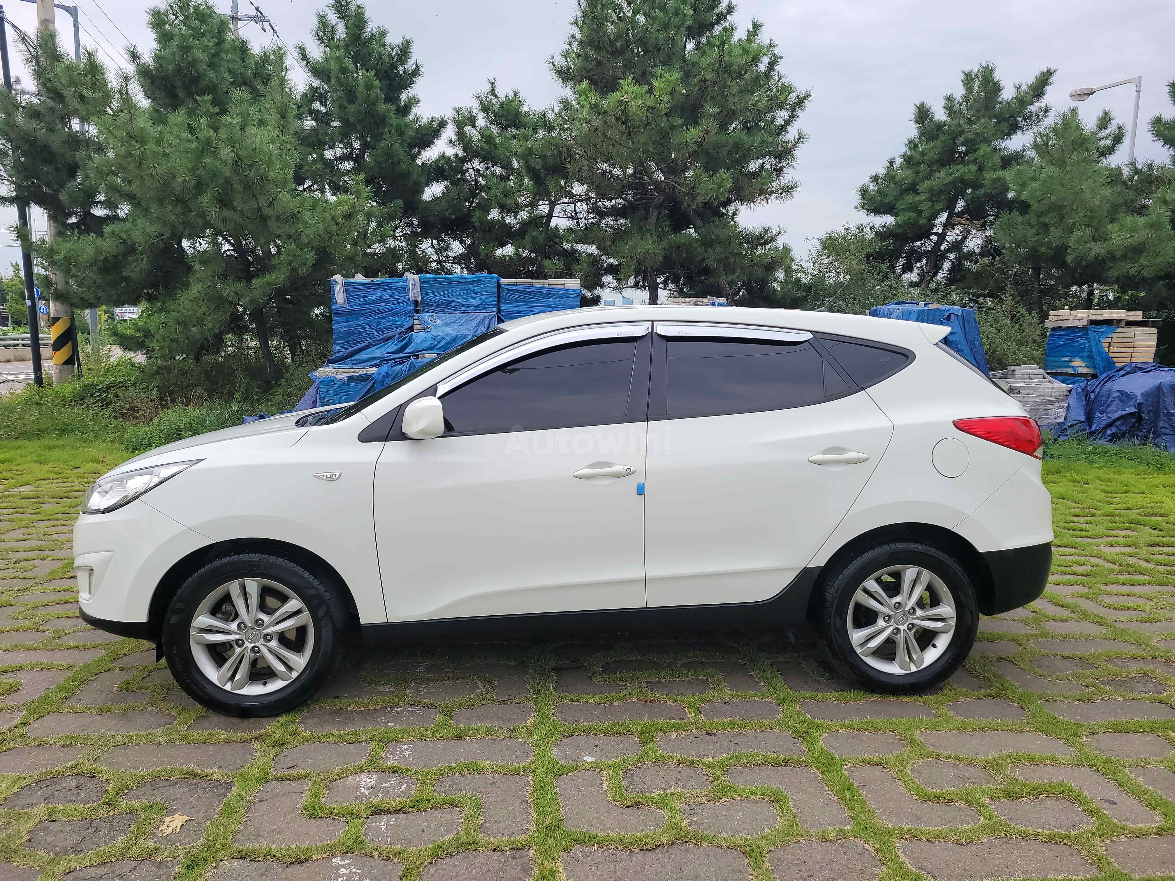 2012 HYUNDAI TUCSON VIN: KMHJT81VBCU365839