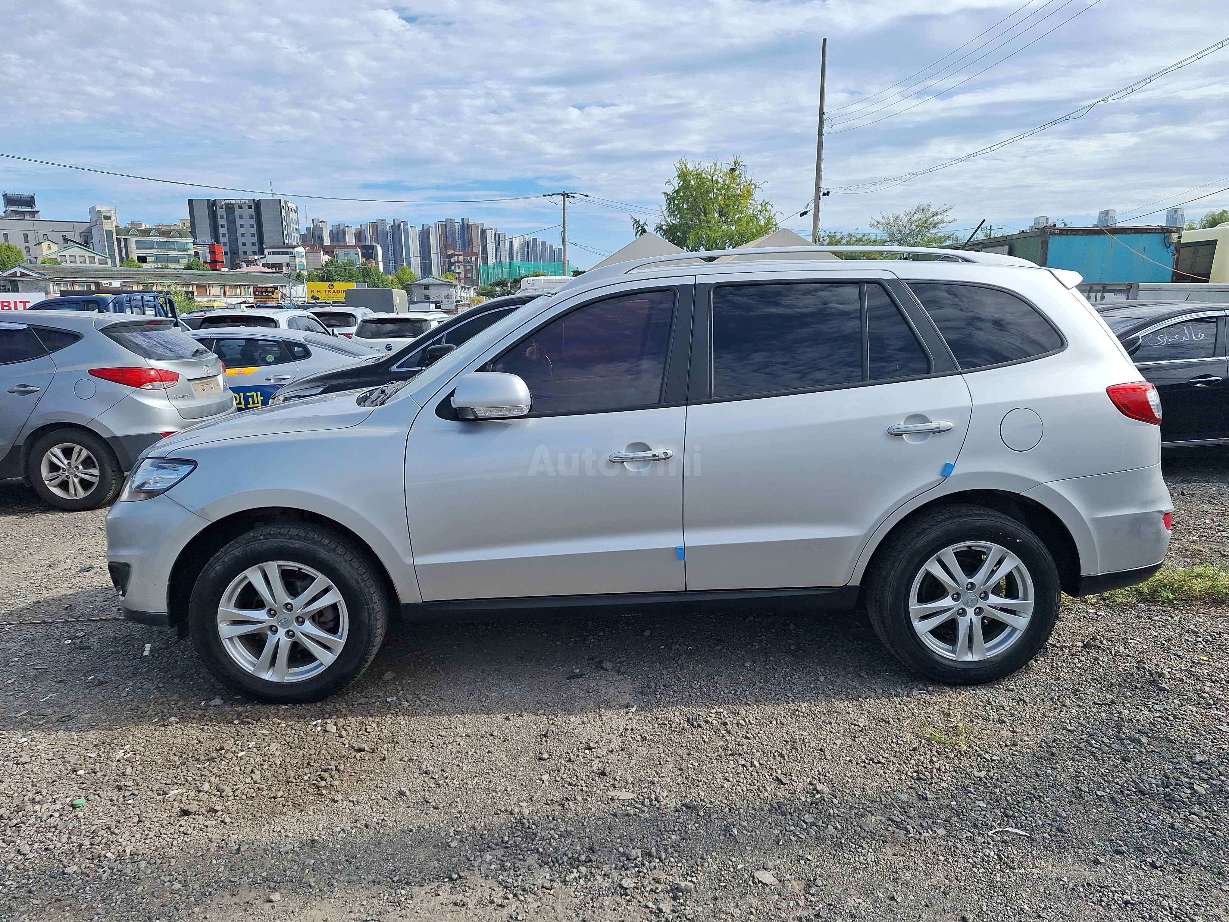 2010 HYUNDAI SANTAFE VIN: KMHSJ81XBAU575162