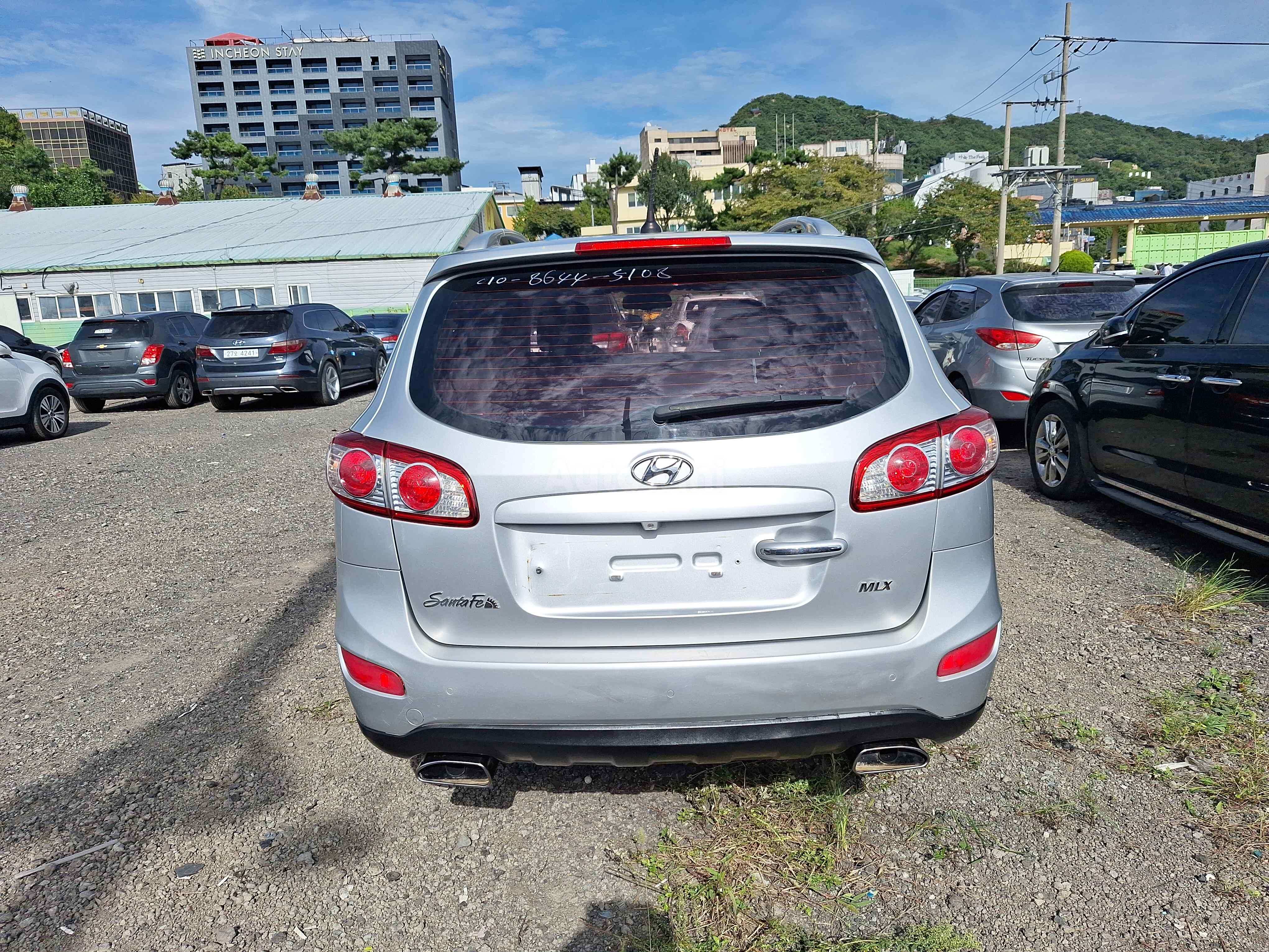 2010 HYUNDAI SANTAFE VIN: KMHSJ81XBAU575162