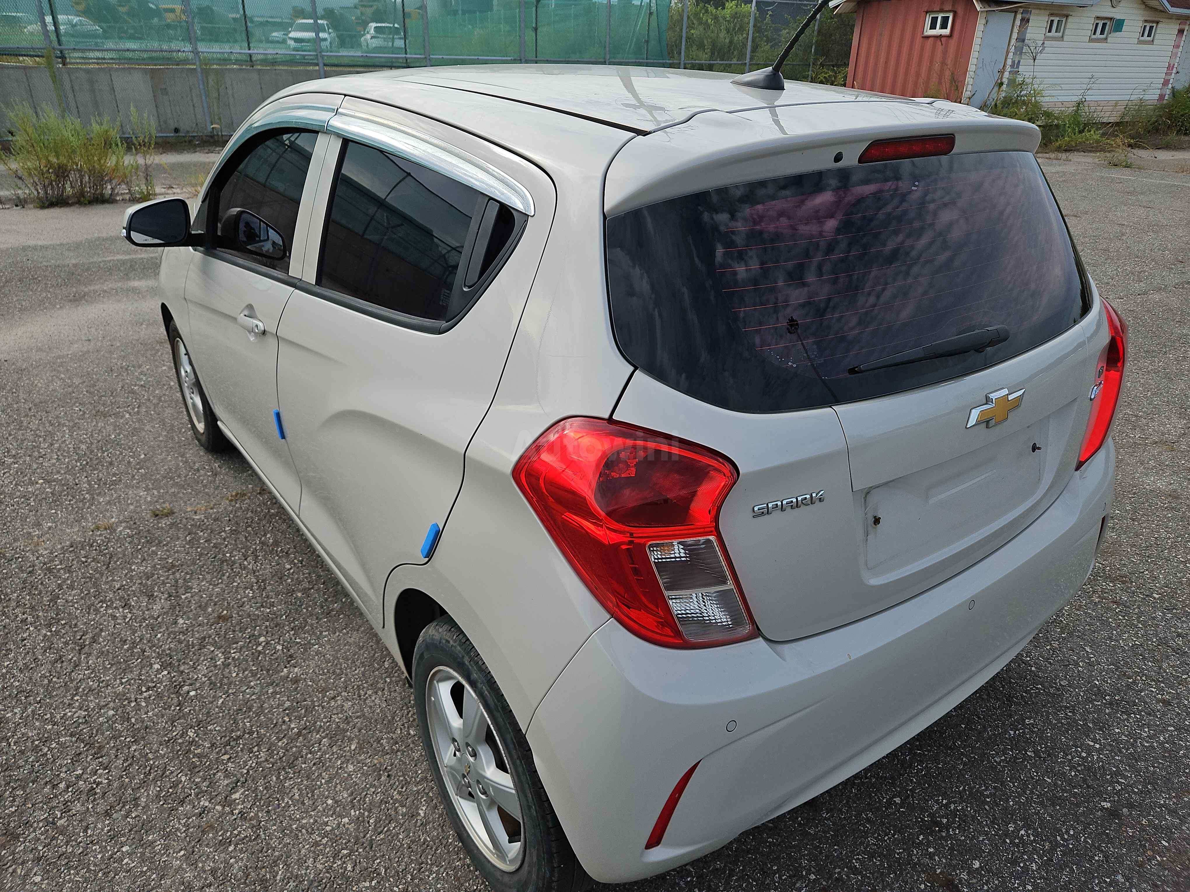 2016 CHEVROLET SPARK VIN: KLYDC487DGC018199