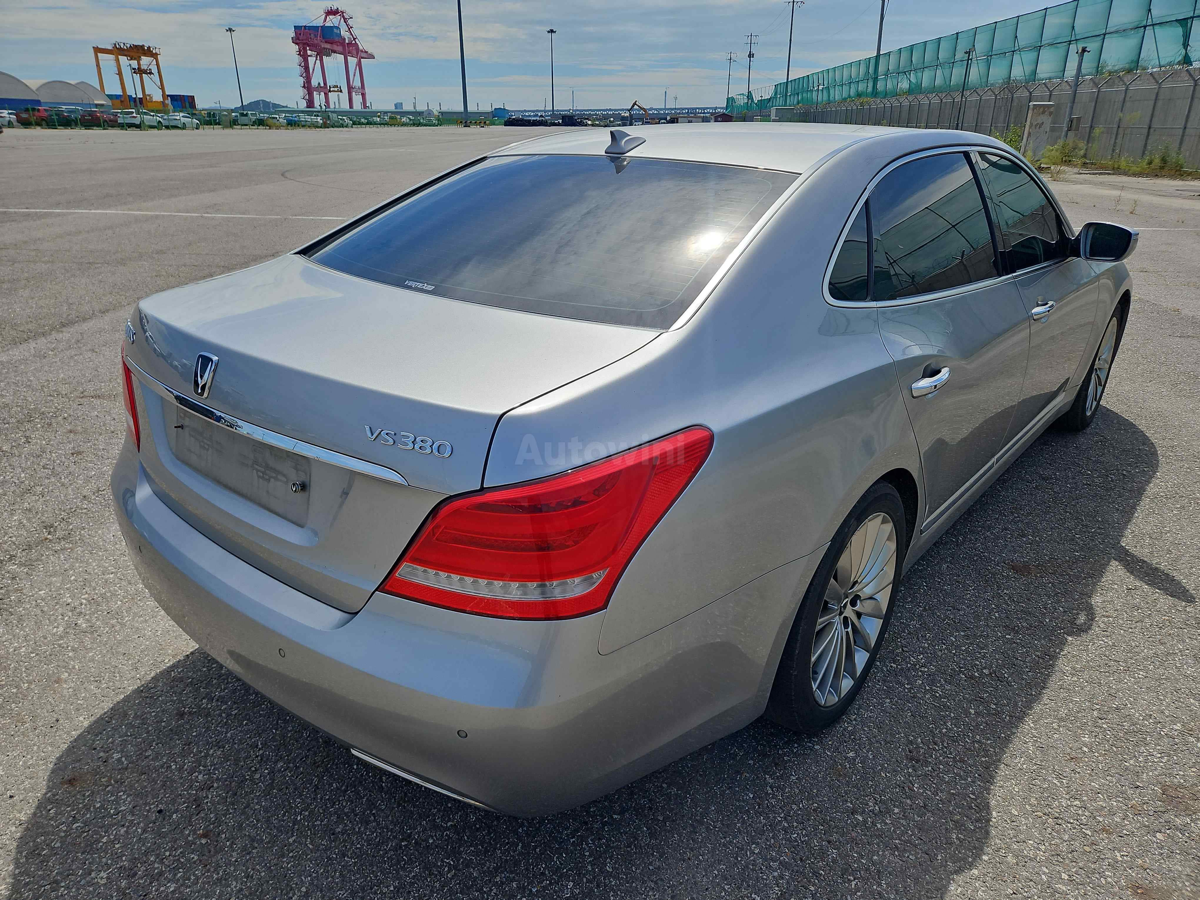 2014 HYUNDAI EQUUS VIN: KMHGH41DBEU075400