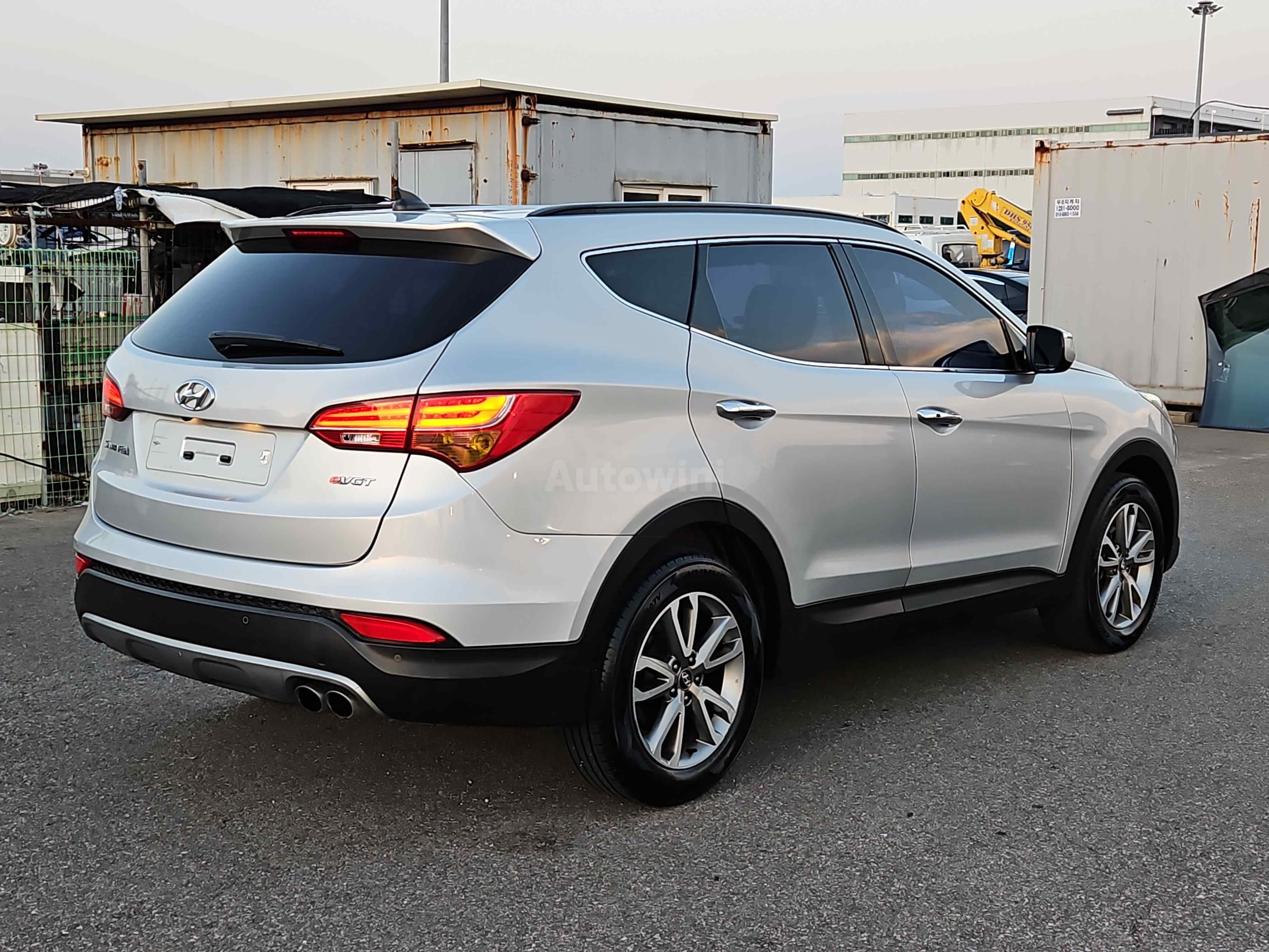 2013 HYUNDAI SANTAFE VIN: KMHSW81UBDU110279
