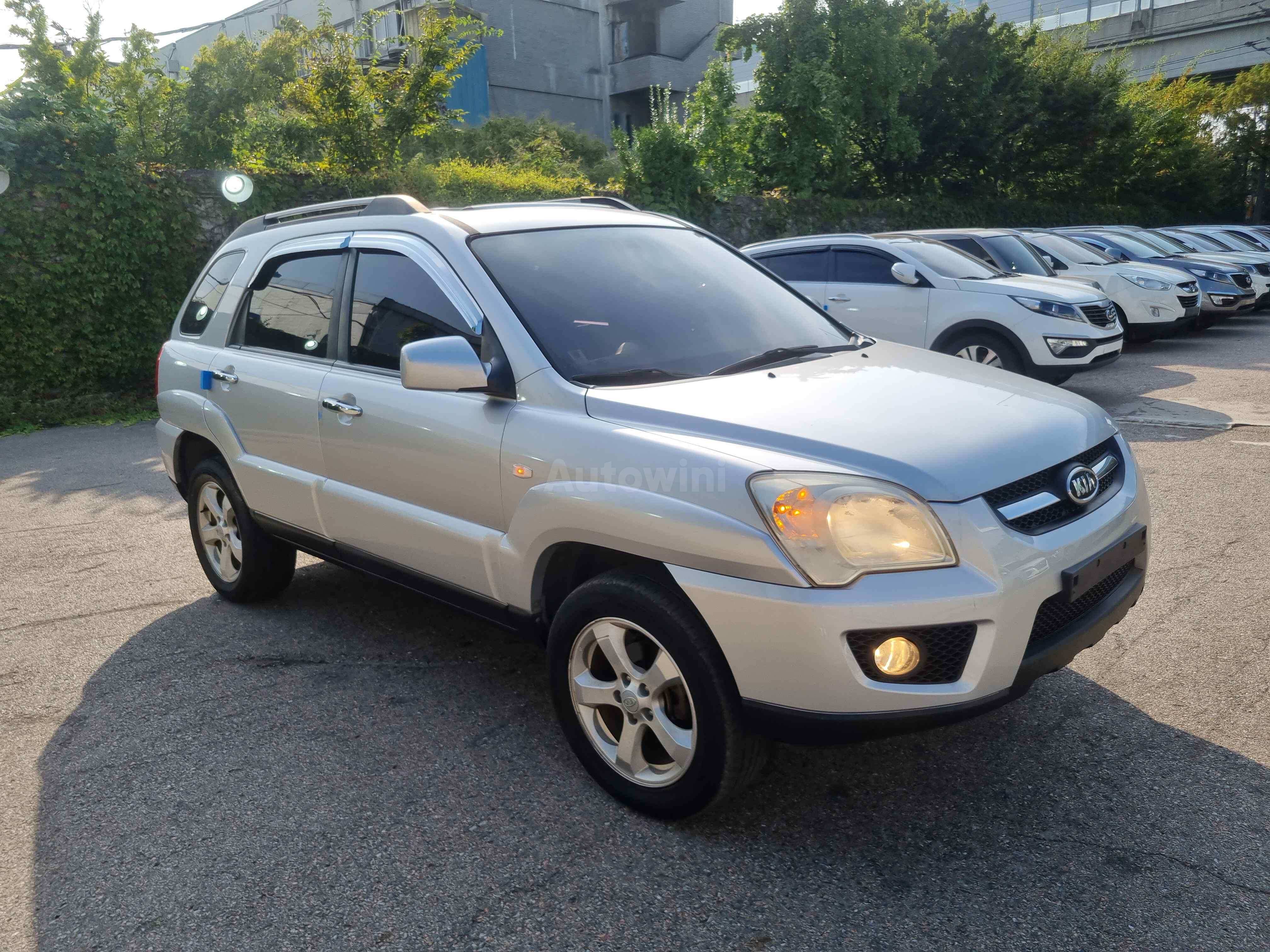 2010 KIA SPORTAGE VIN: KNAKH815BAK689111