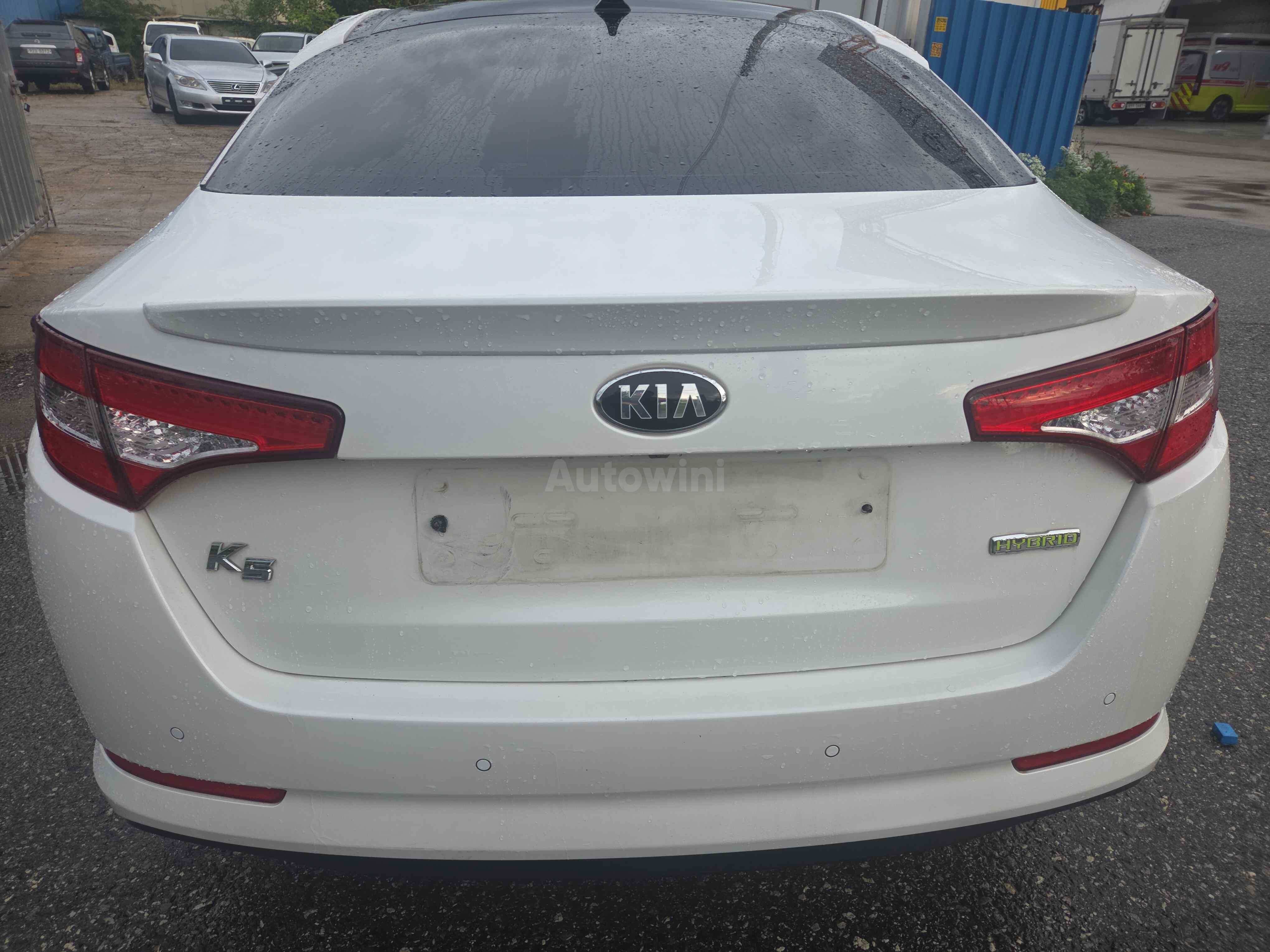 2013 KIA K5 VIN: KNAGN41CBDA036869