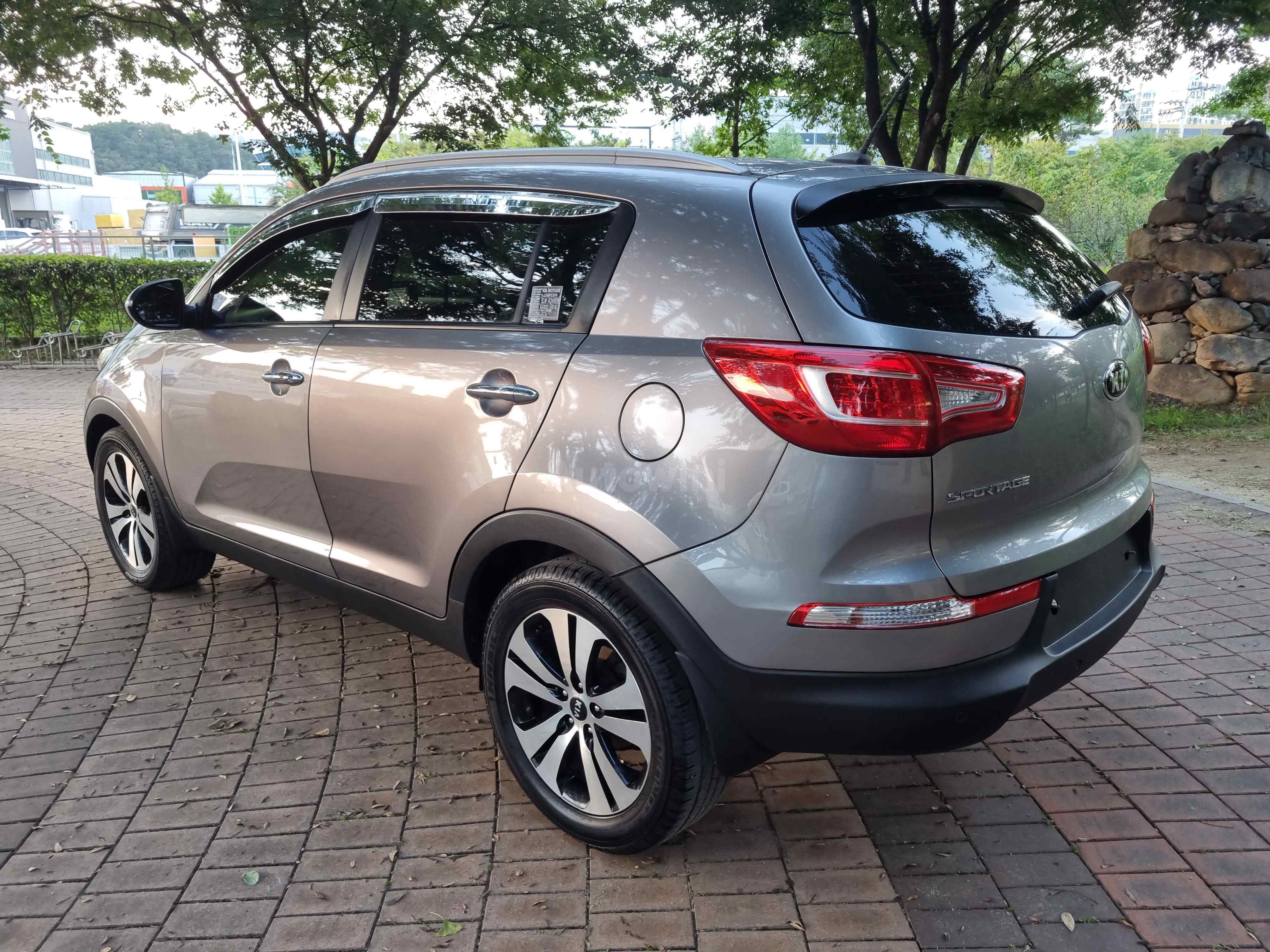2013 KIA SPORTAGE VIN: KNAPC813BDK424800