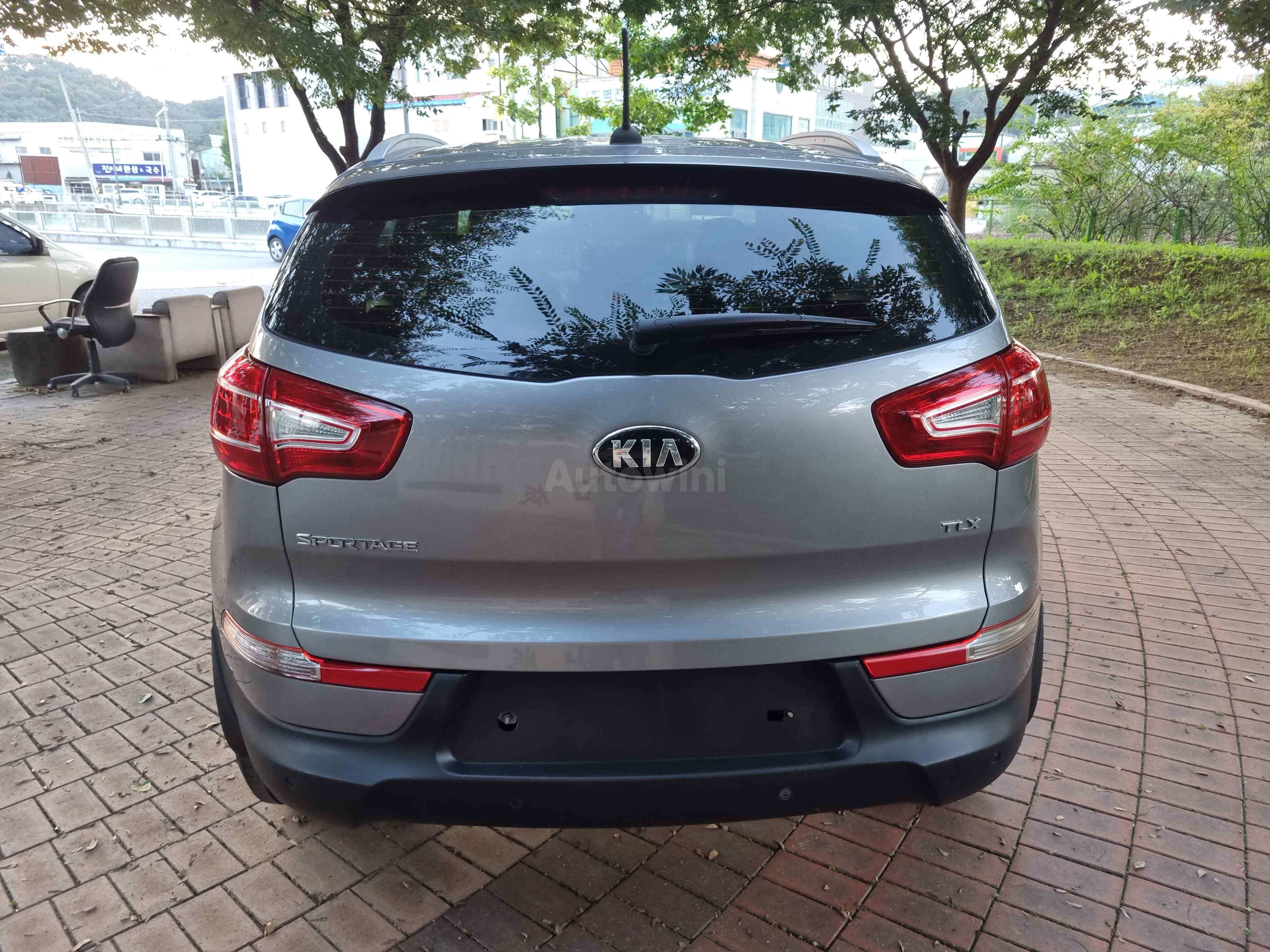 2013 KIA SPORTAGE VIN: KNAPC813BDK424800
