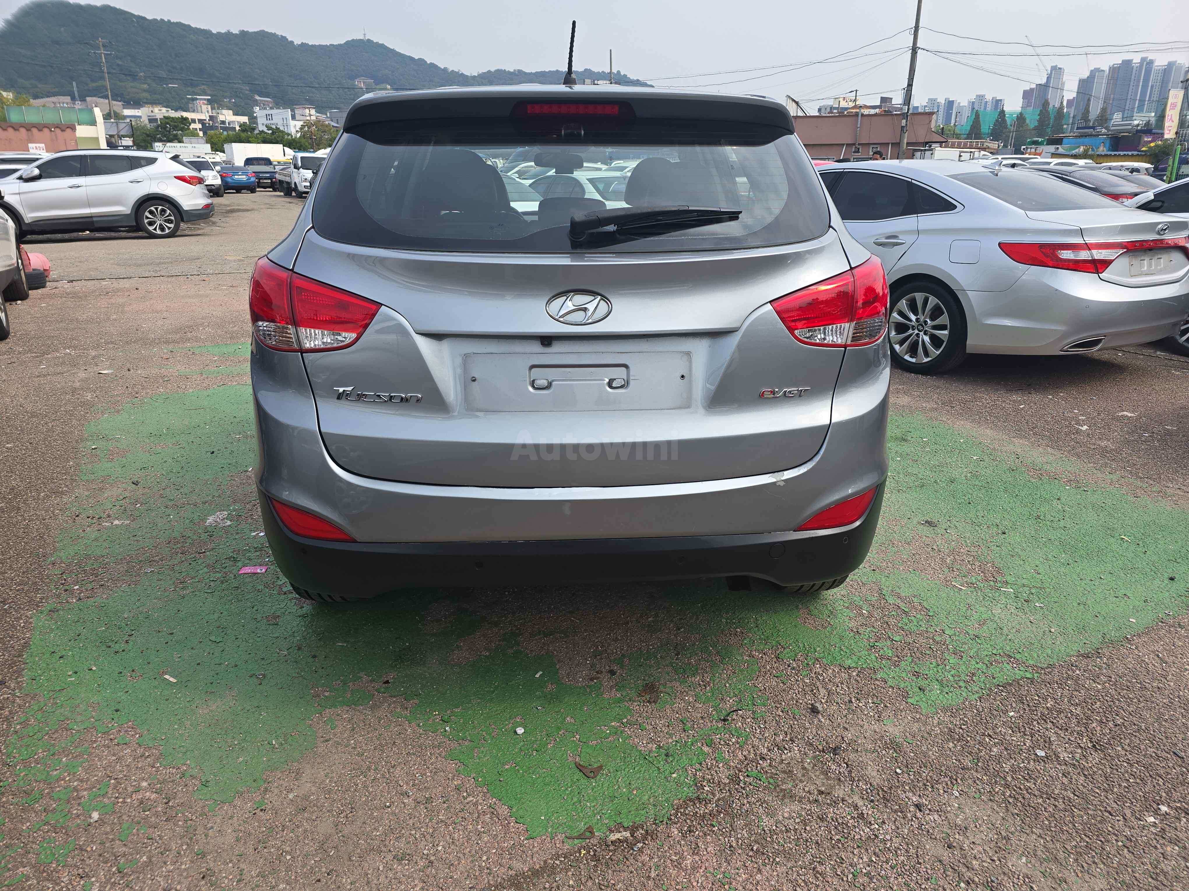 2014 HYUNDAI TUCSON VIN: KMHJT81VBEU842746