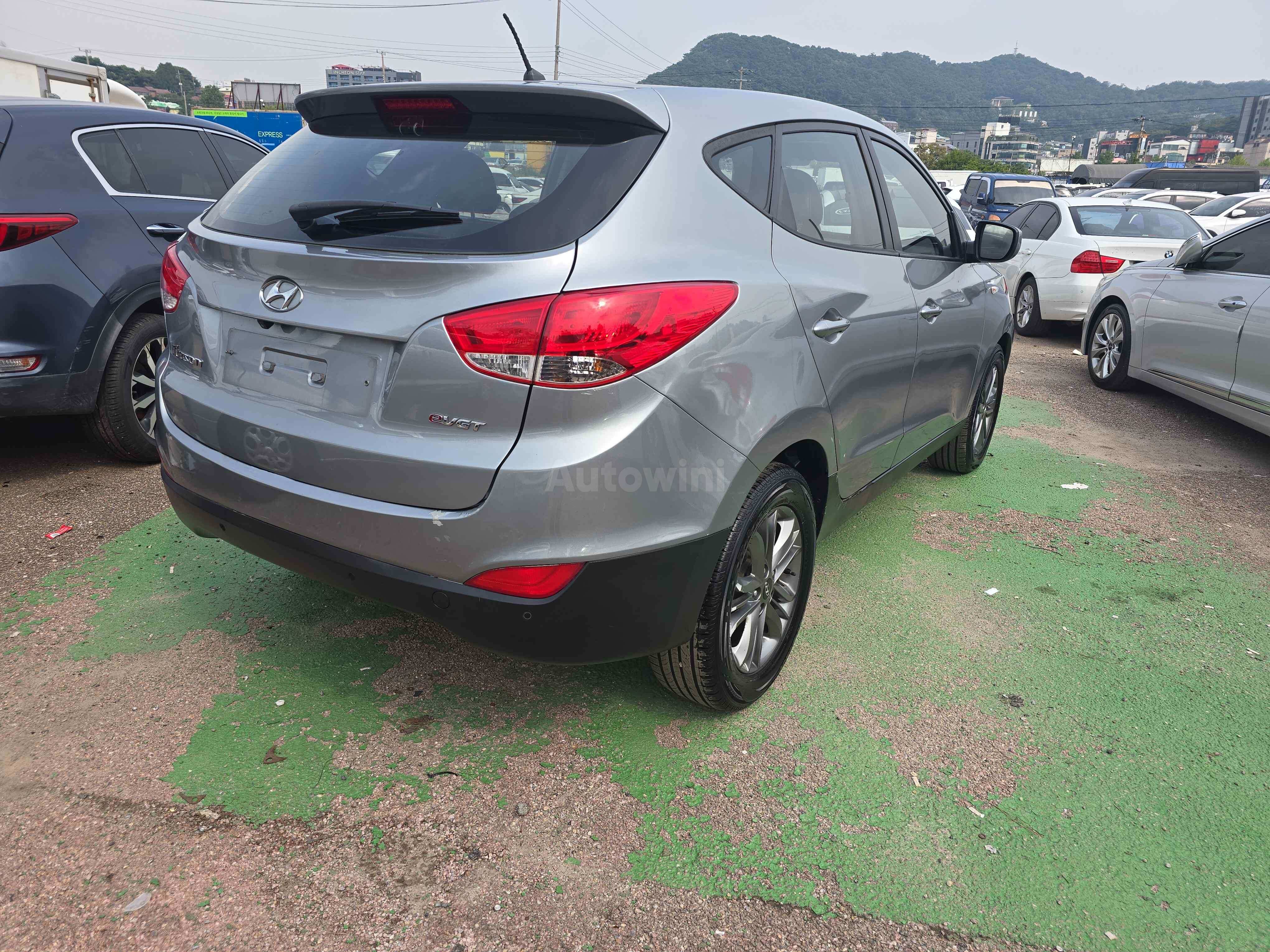 2014 HYUNDAI TUCSON VIN: KMHJT81VBEU842746
