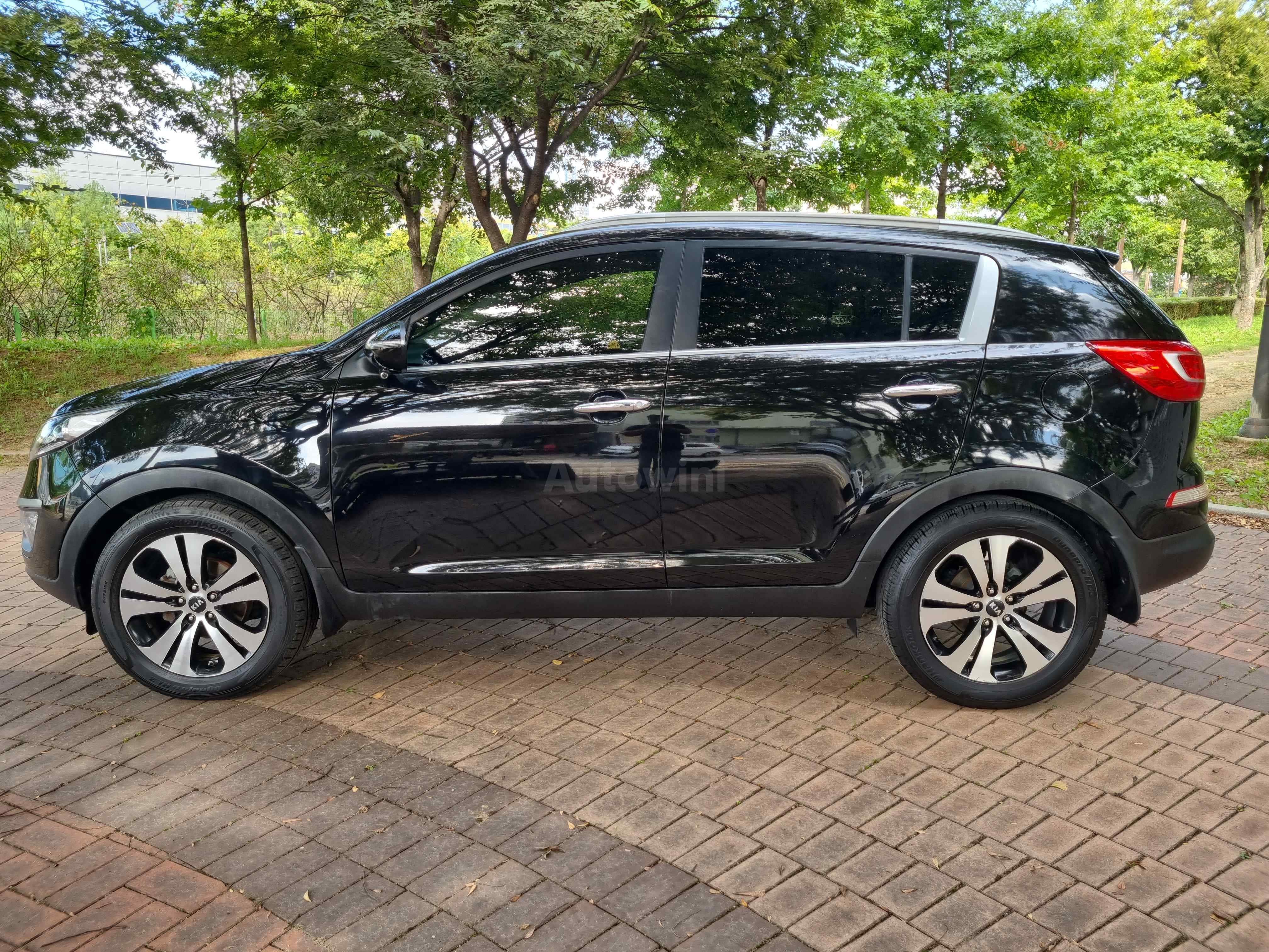 2011 KIA SPORTAGE VIN: KNAPE813BBK094223